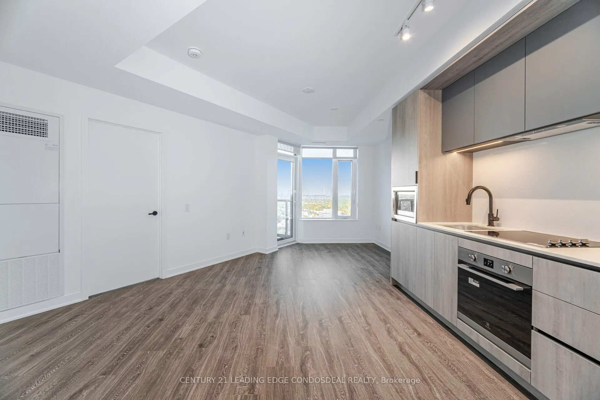 2495 Eglinton Avenue W, #1601