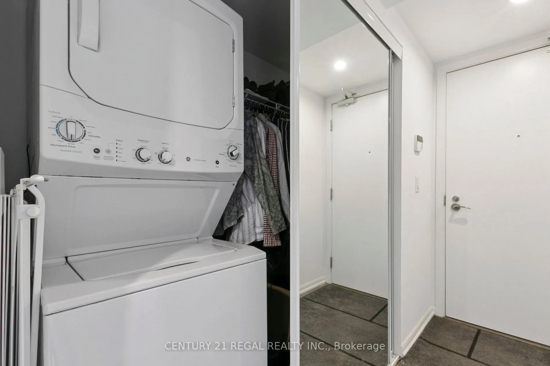 830 Lawrence Avenue W, #2707