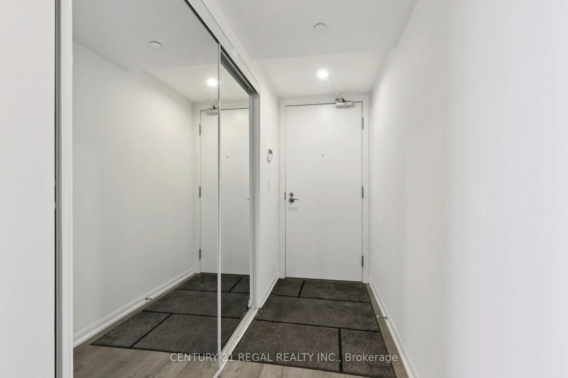 830 Lawrence Avenue W, #2707
