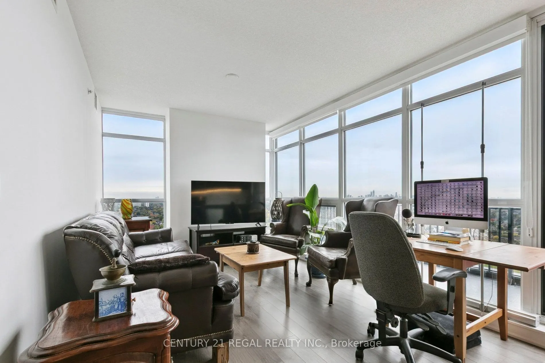 830 Lawrence Avenue W, #2707