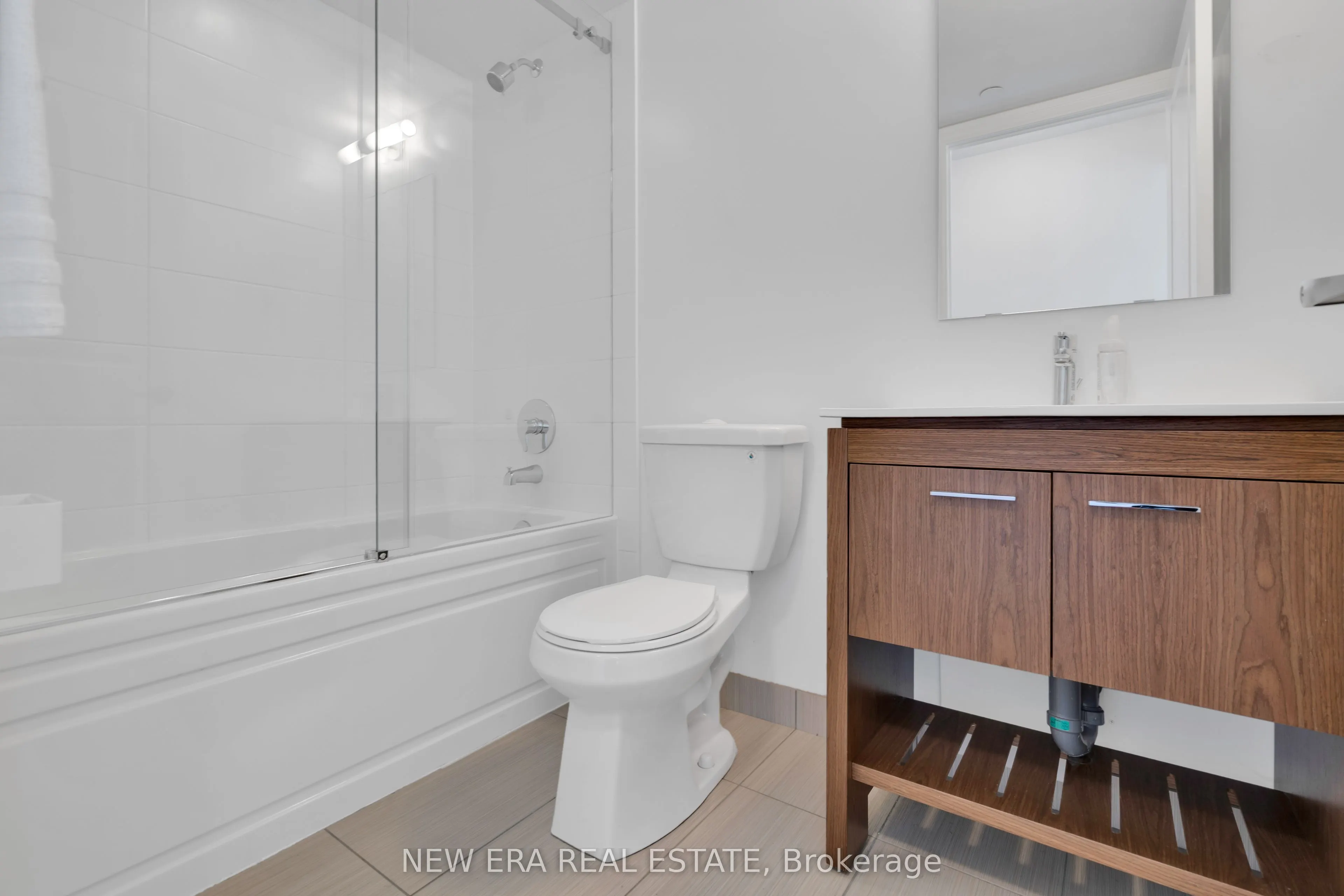 80 Esther Lorrie Drive, #204