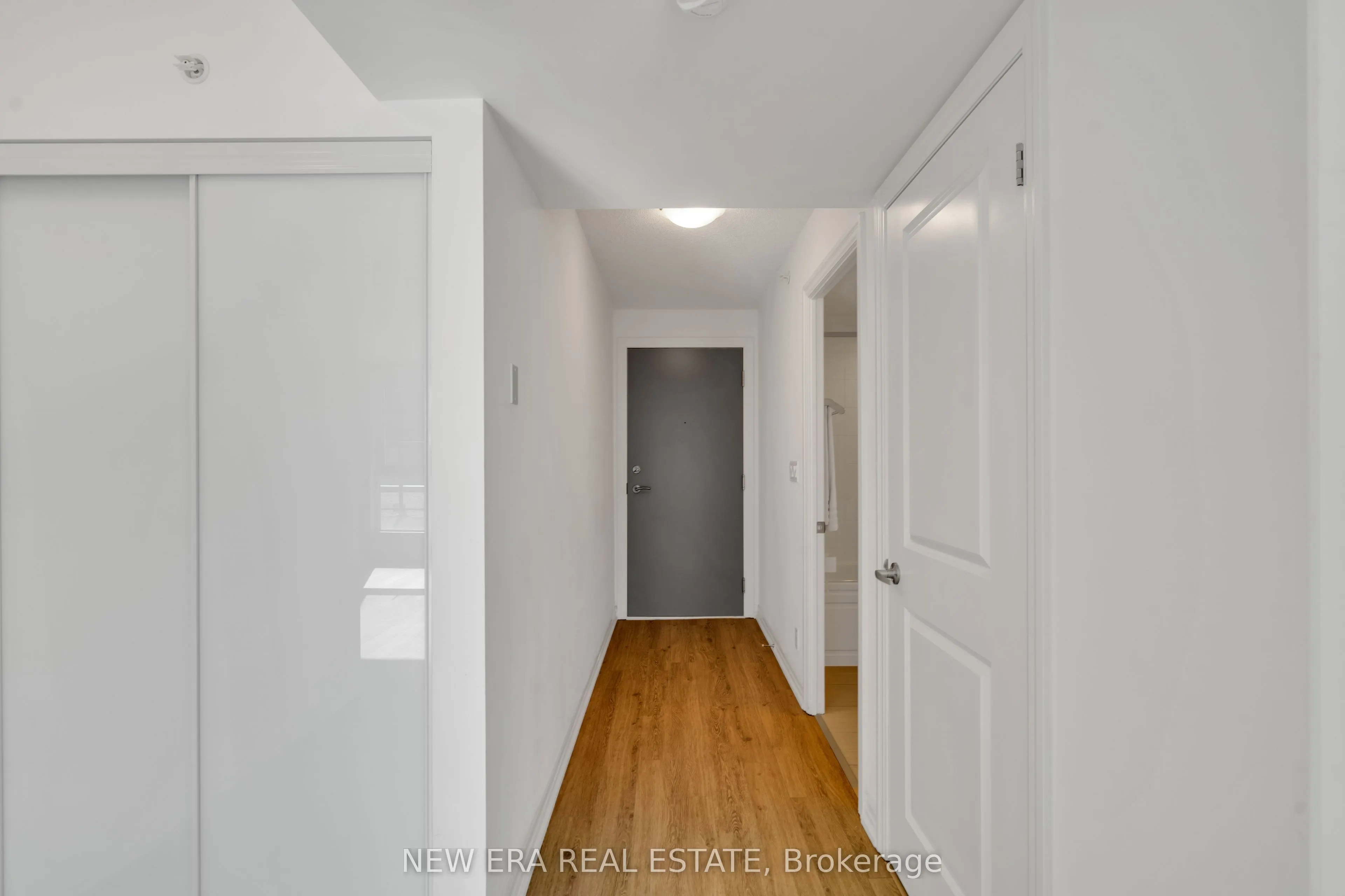 80 Esther Lorrie Drive, #204