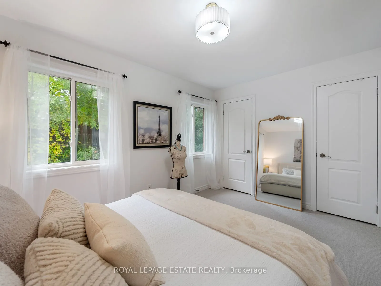 40 Bell Manor Drive