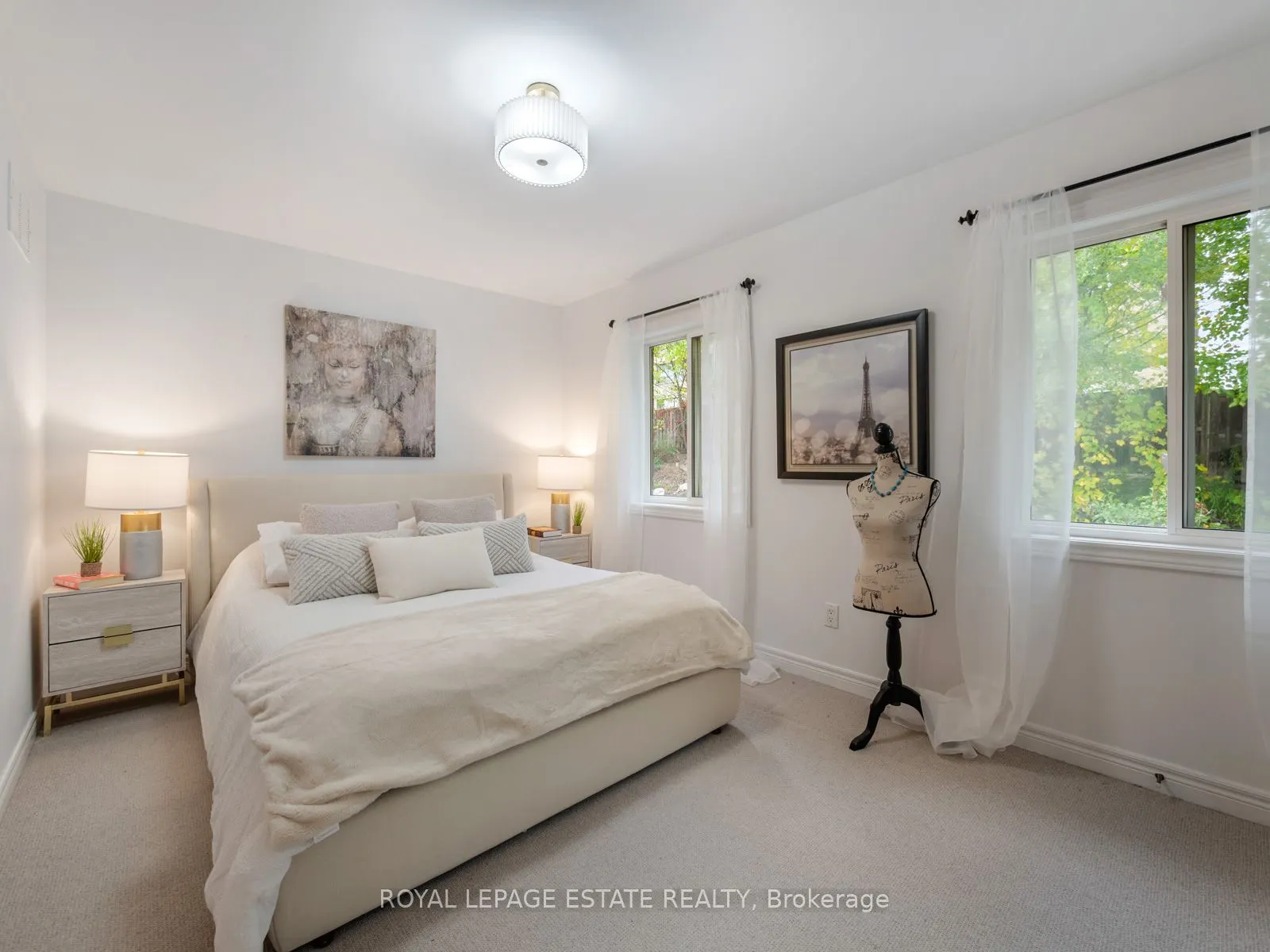 40 Bell Manor Drive