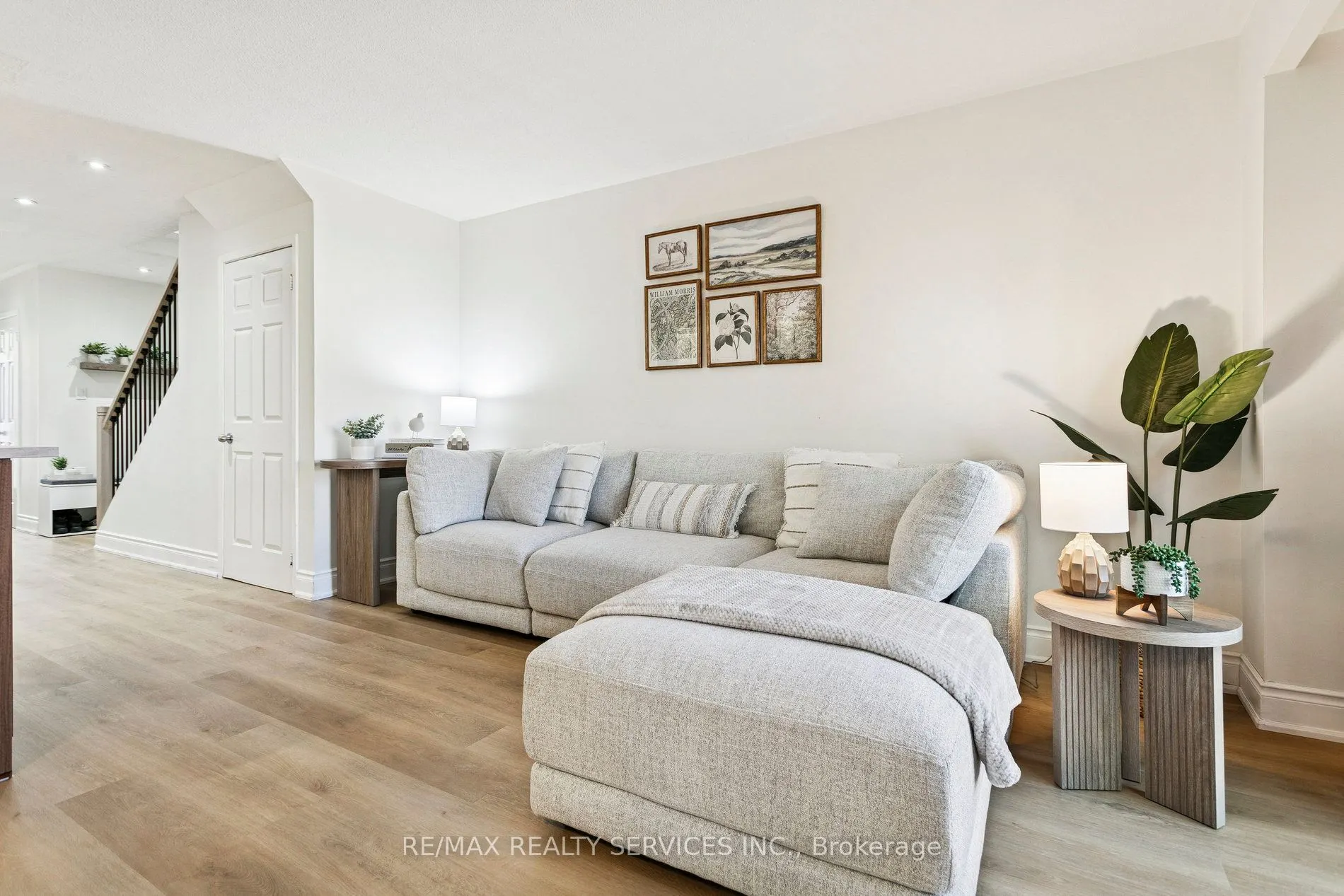 3395 Cliff Road N, #27