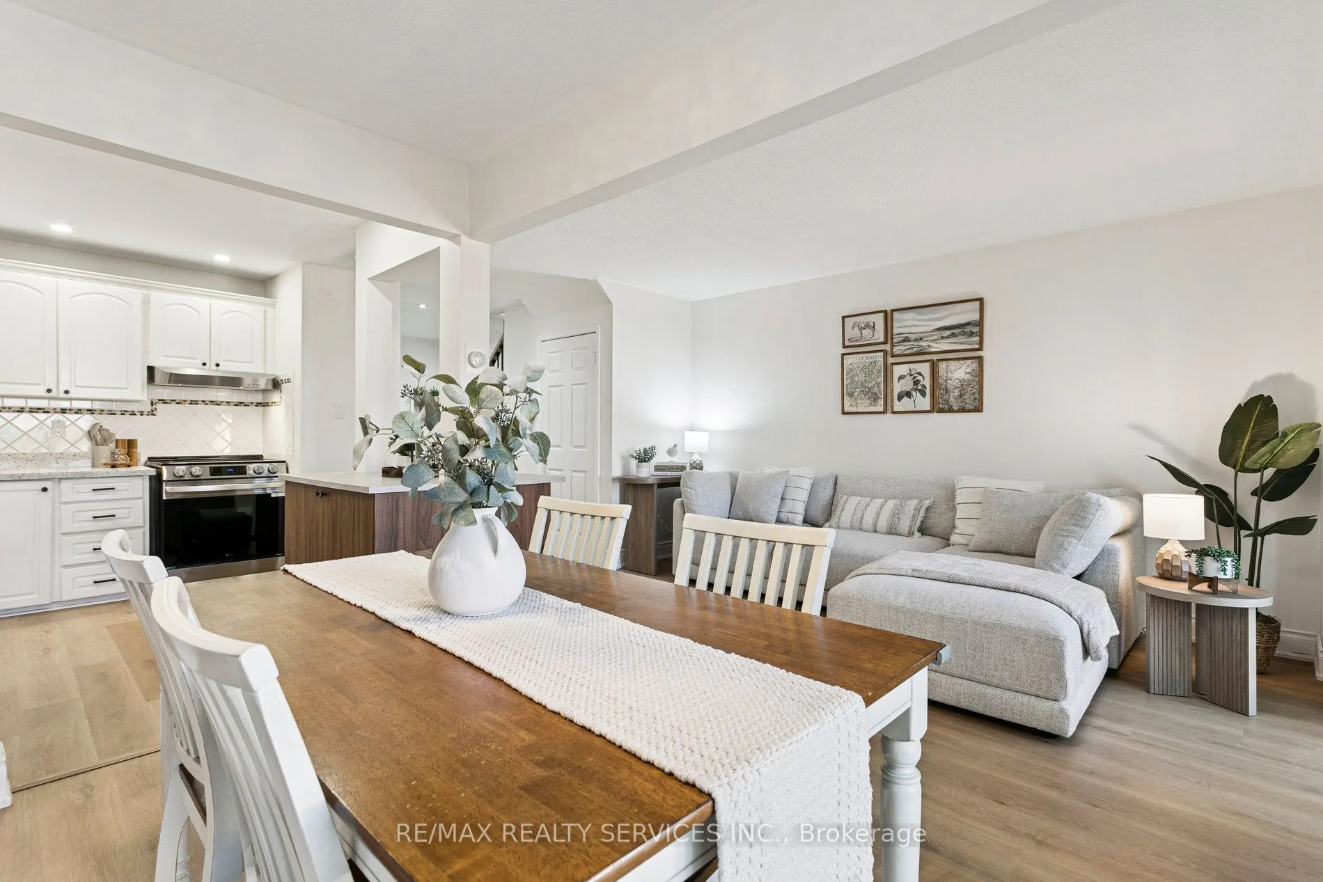 3395 Cliff Road N, #27