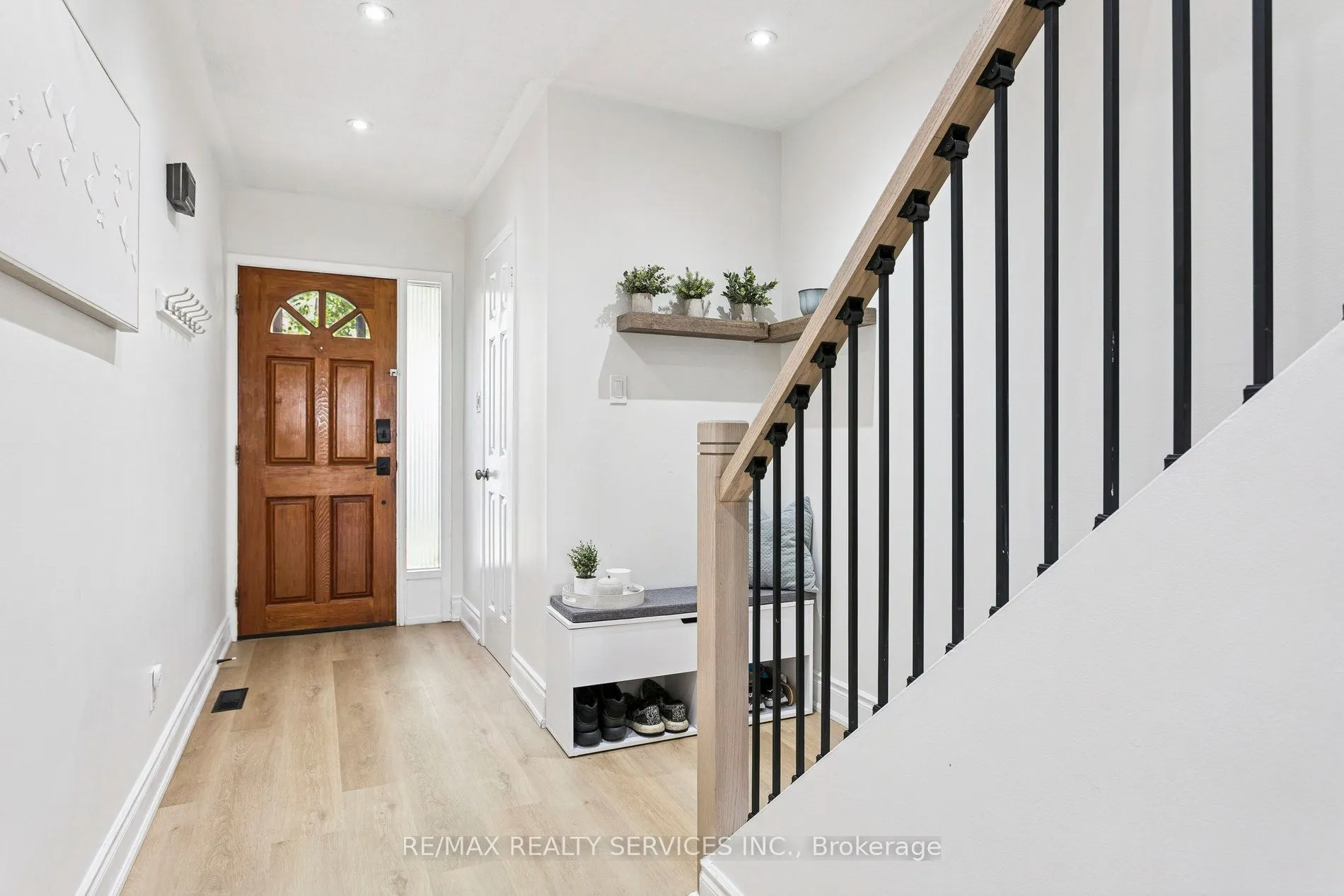 3395 Cliff Road N, #27