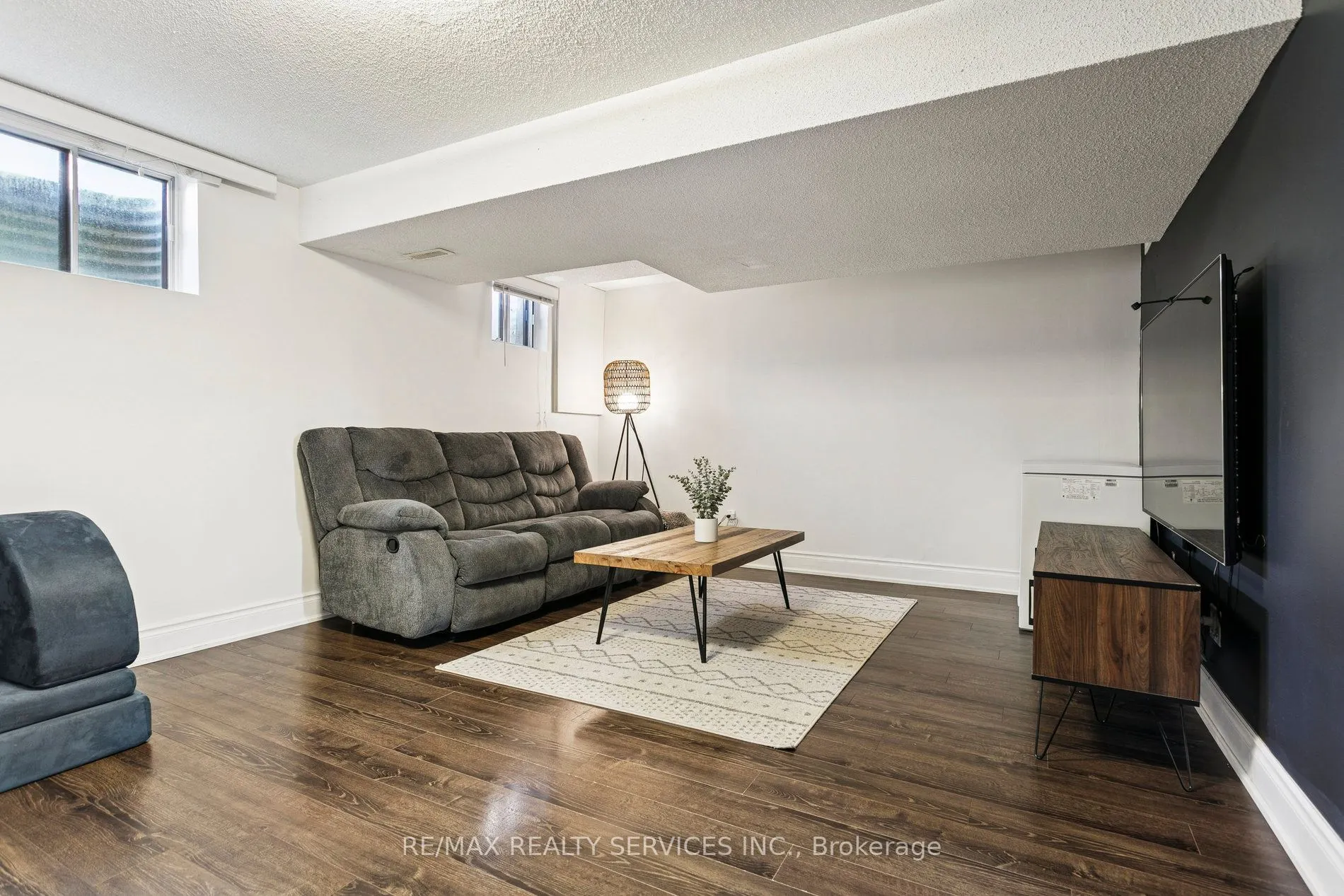 3395 Cliff Road N, #27