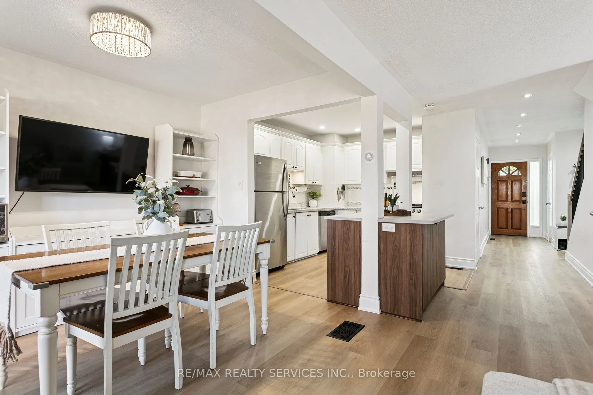 3395 Cliff Road N, #27