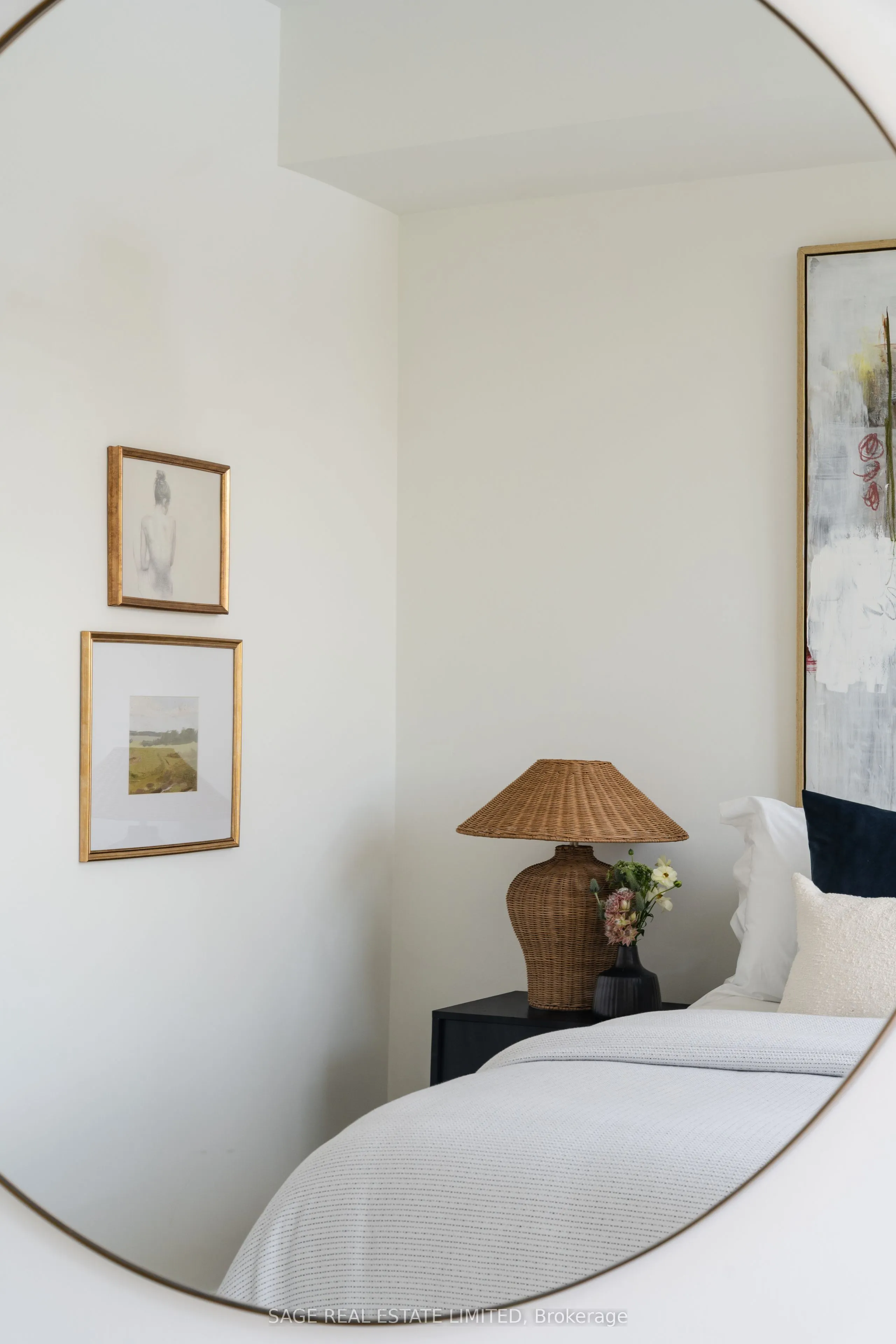 35 Wabash Avenue, #321