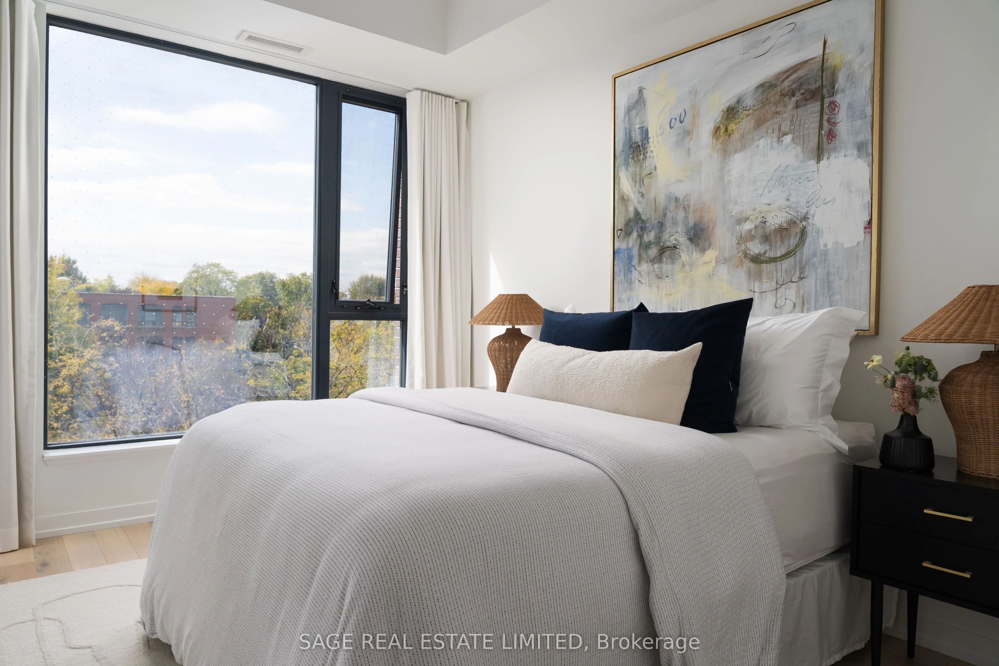 35 Wabash Avenue, #321