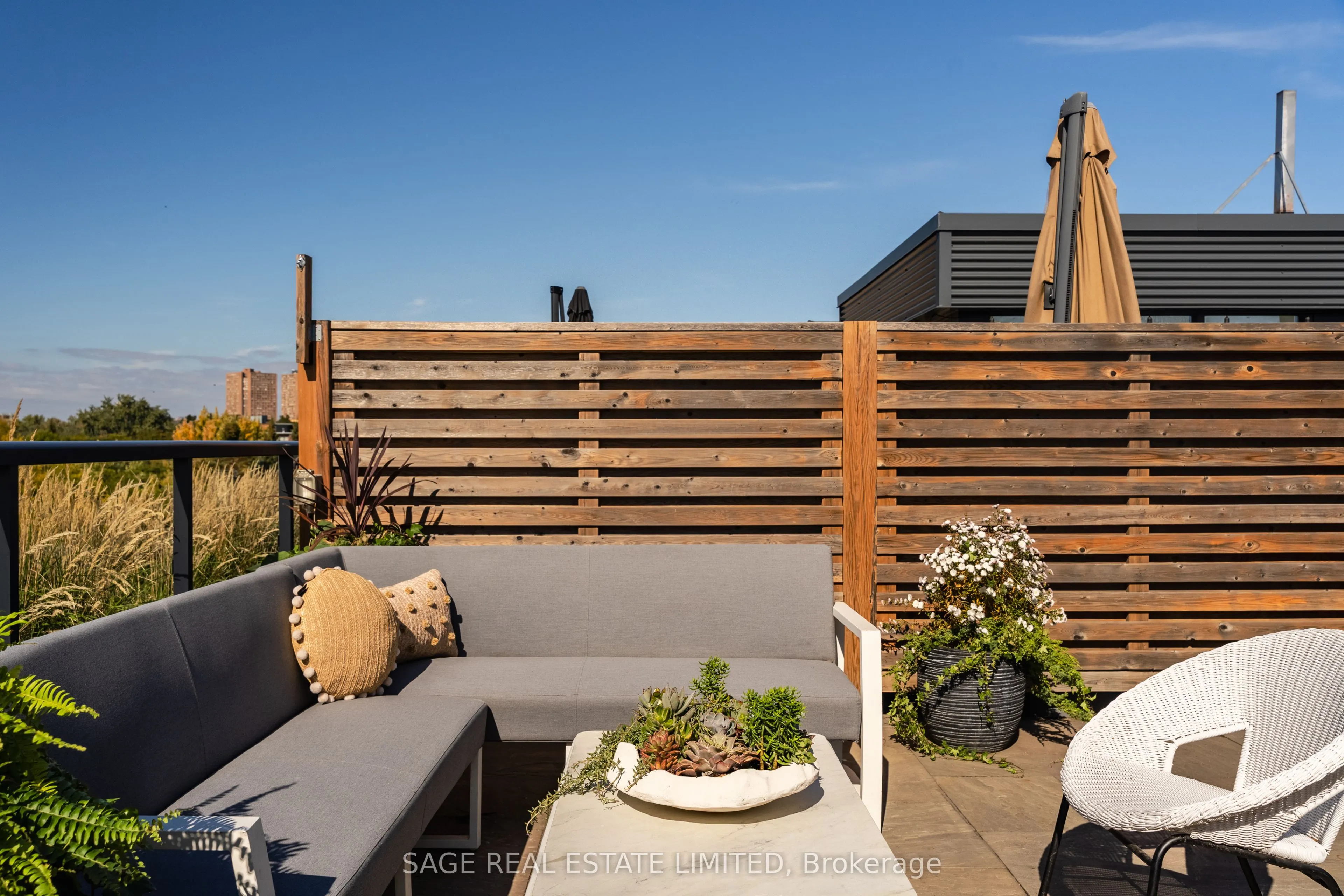 35 Wabash Avenue, #321