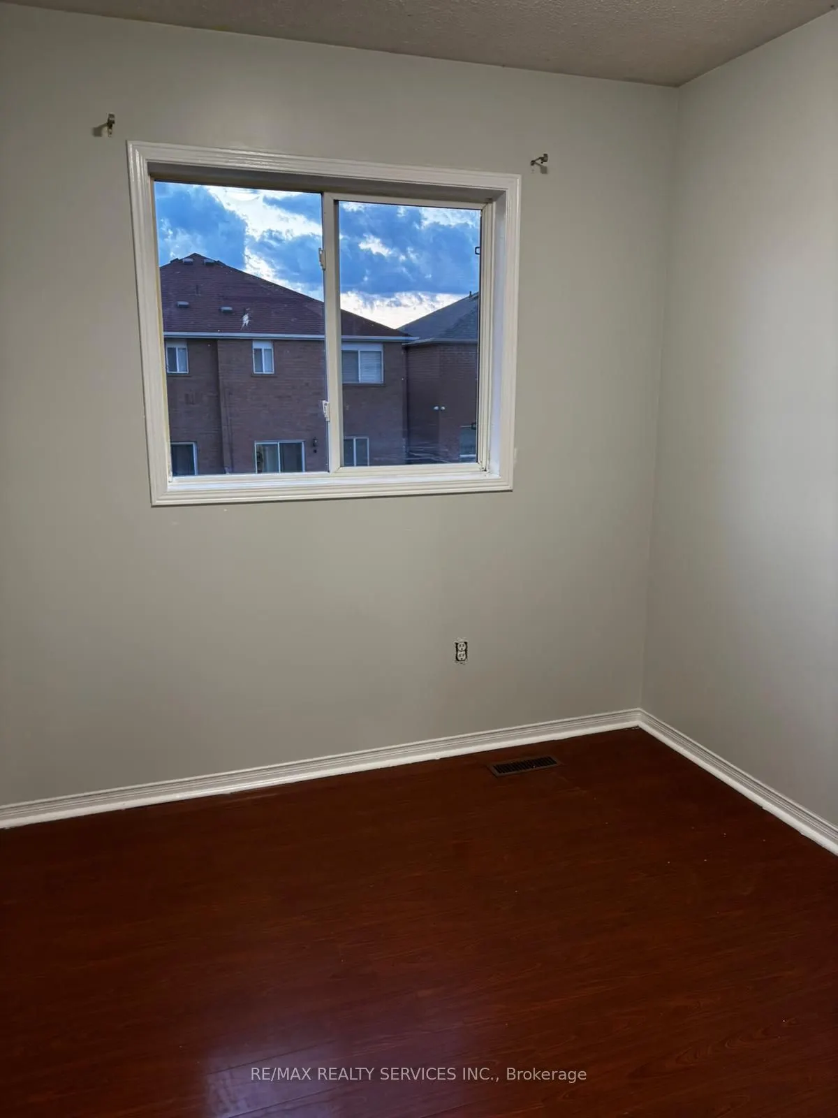 20 Whiteface Crescent