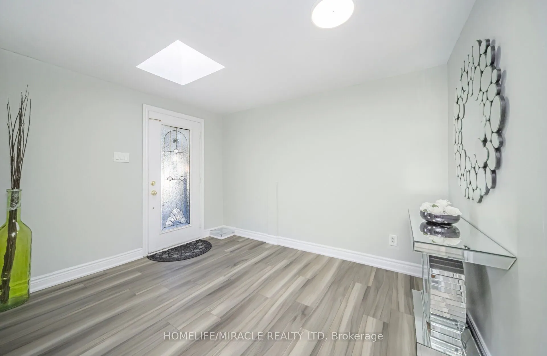 3777 Woodruff Crescent