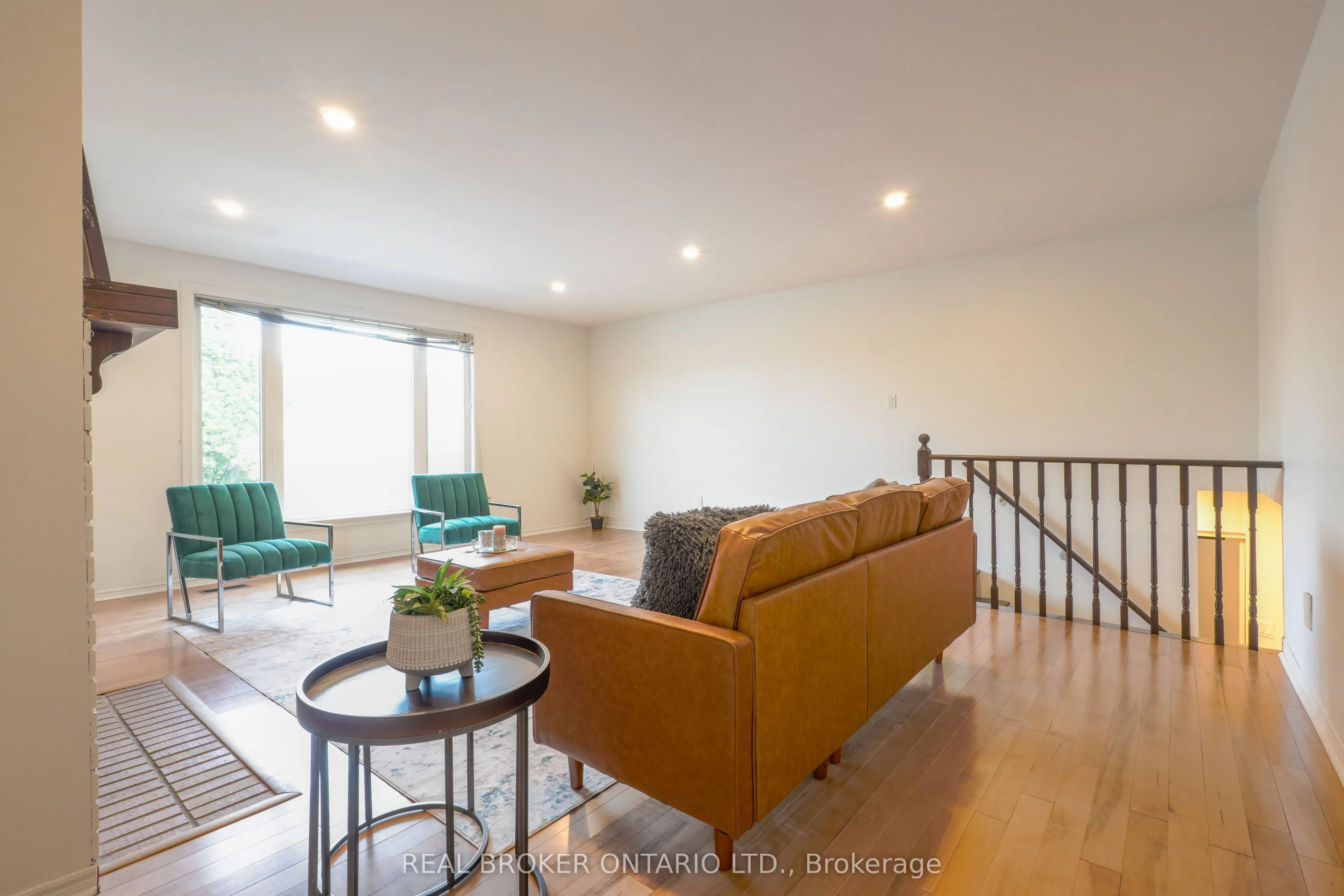 4326 Waterford Crescent