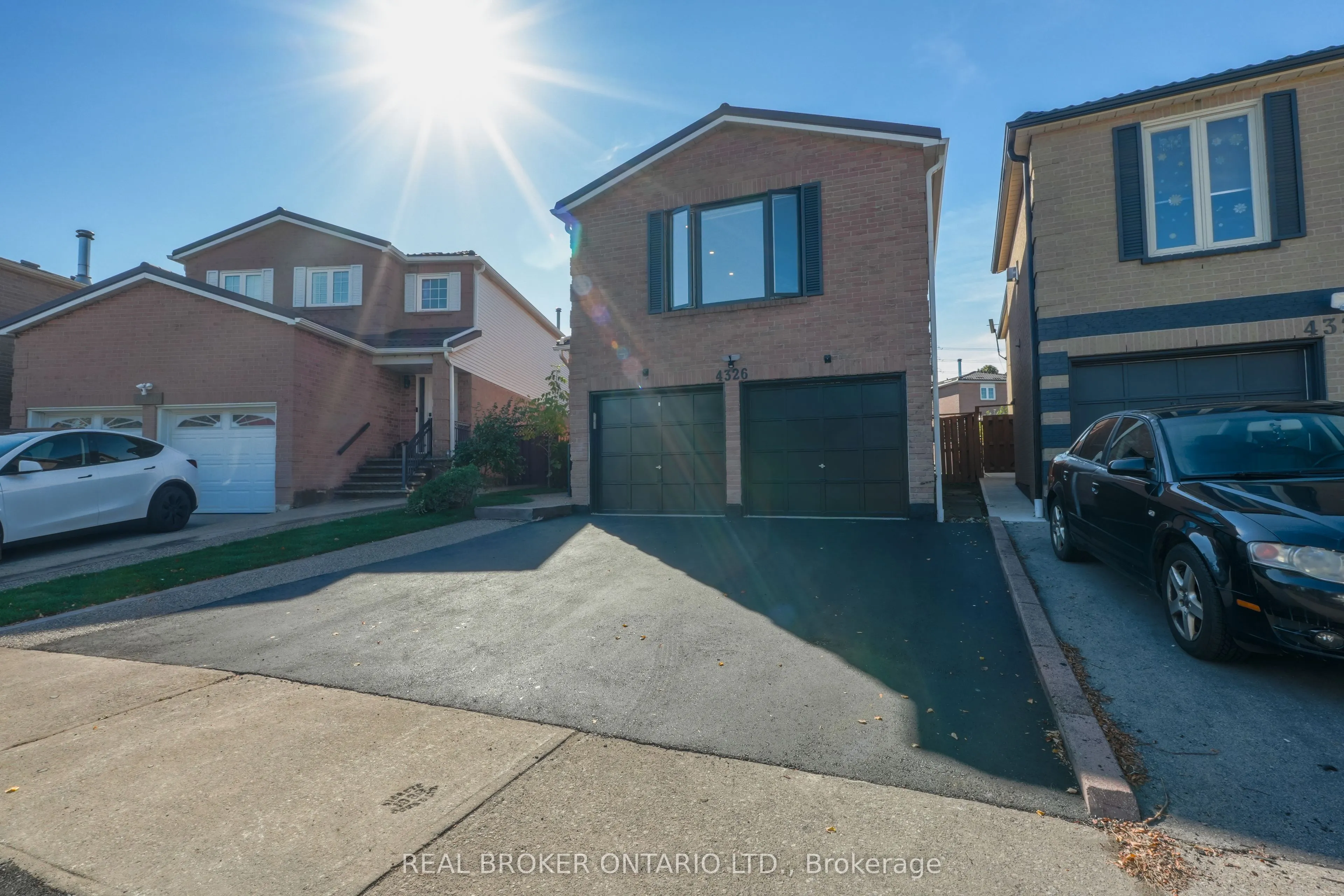 4326 Waterford Crescent