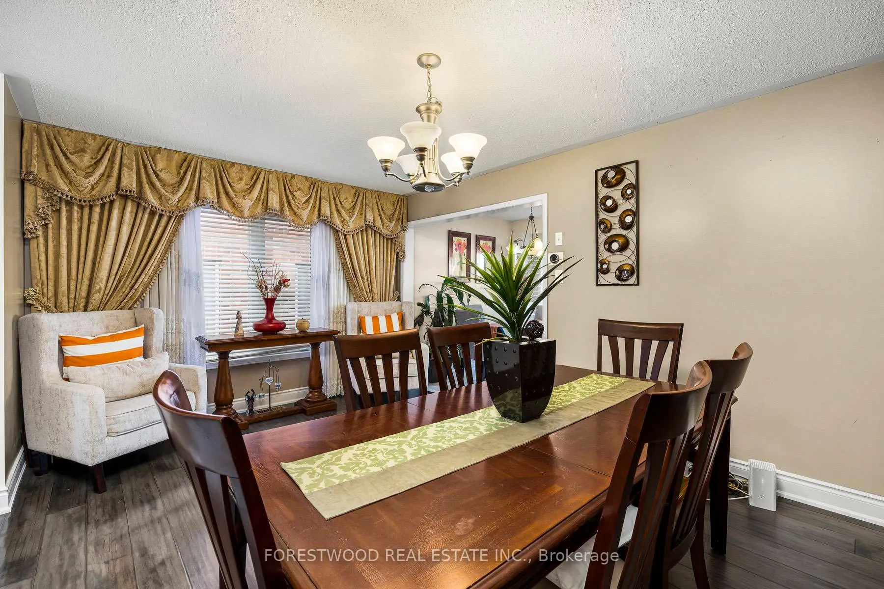 28 Sugarberry Drive