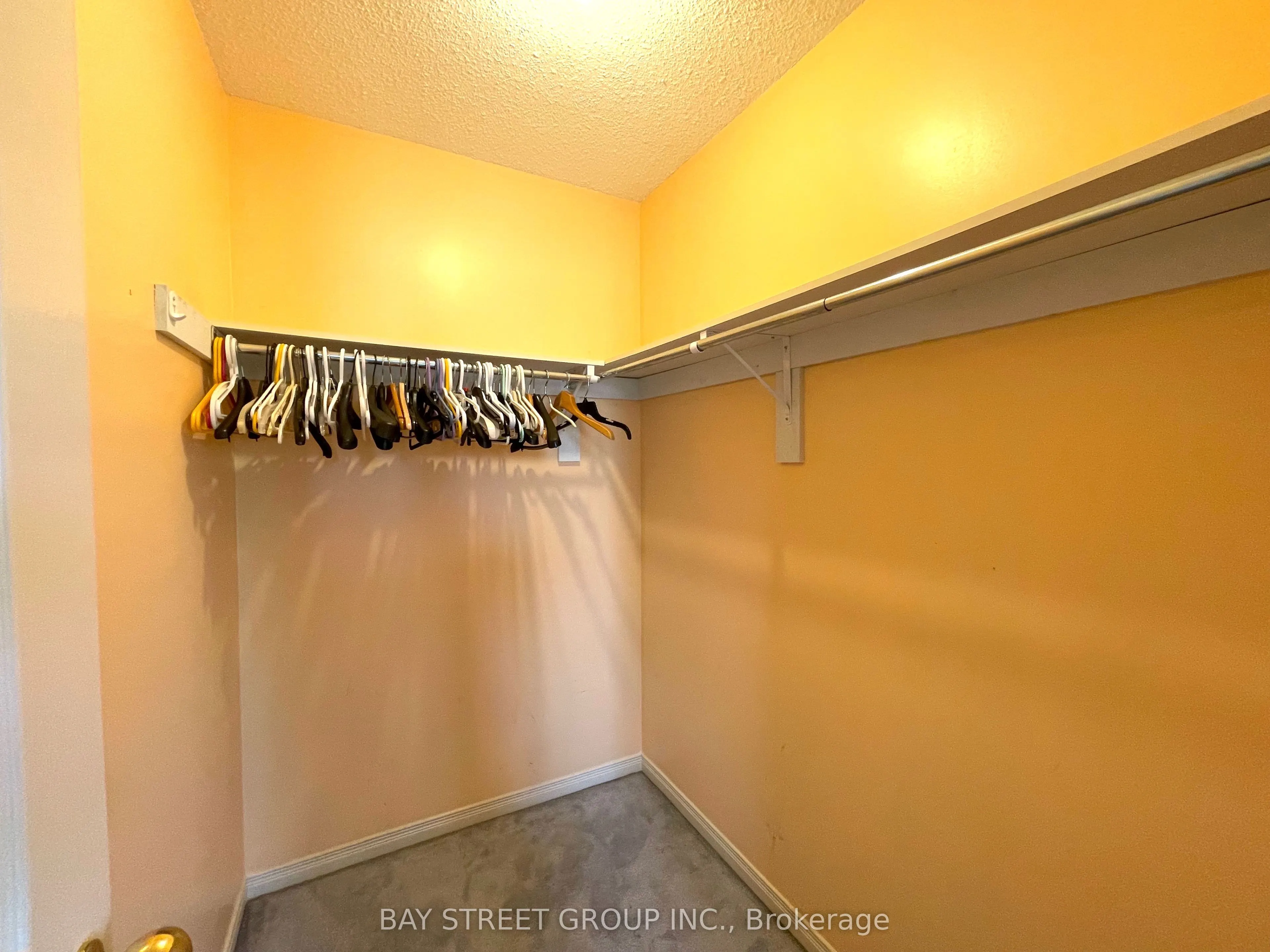 2136 Golden Orchard Trail