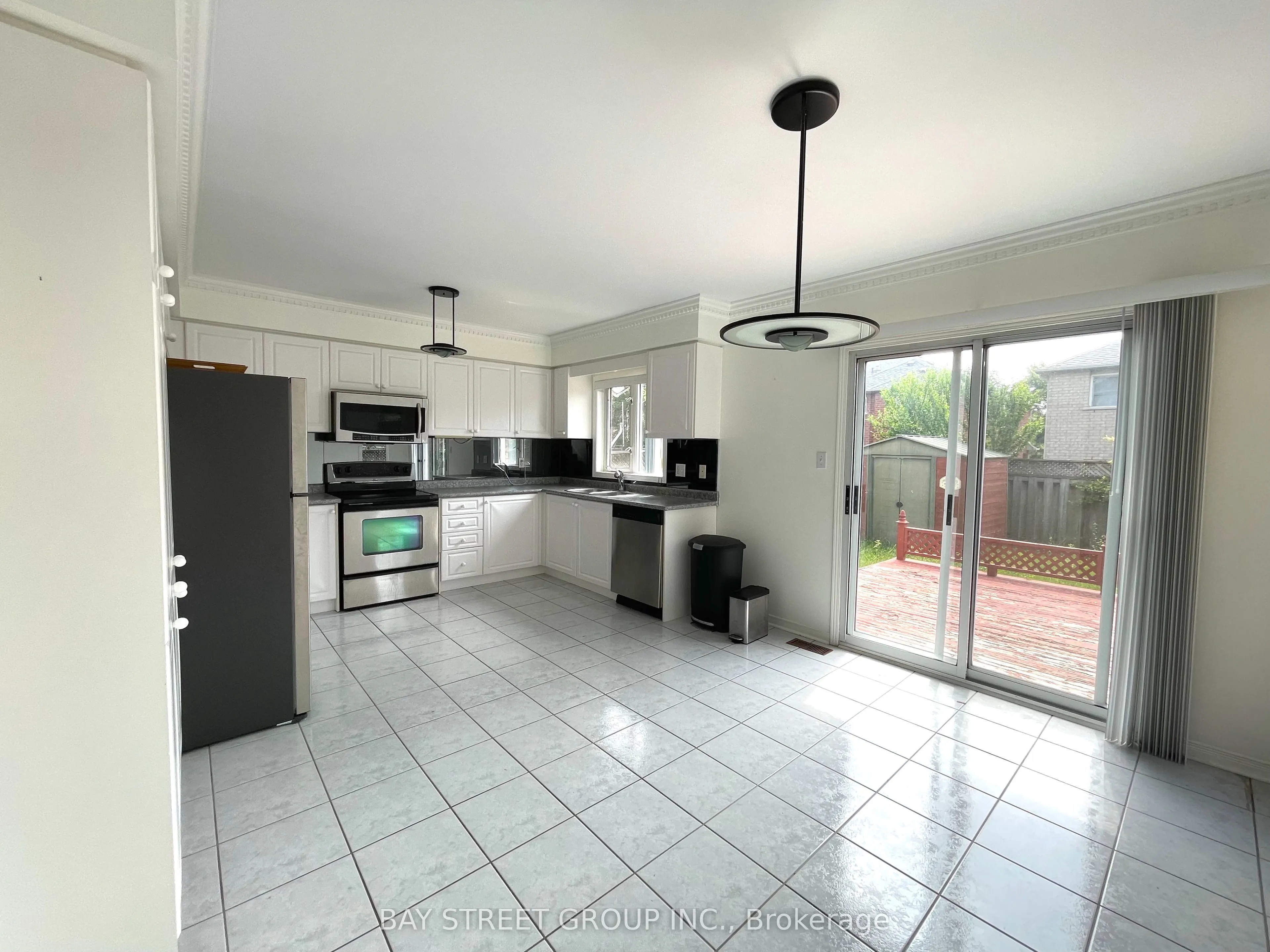 2136 Golden Orchard Trail