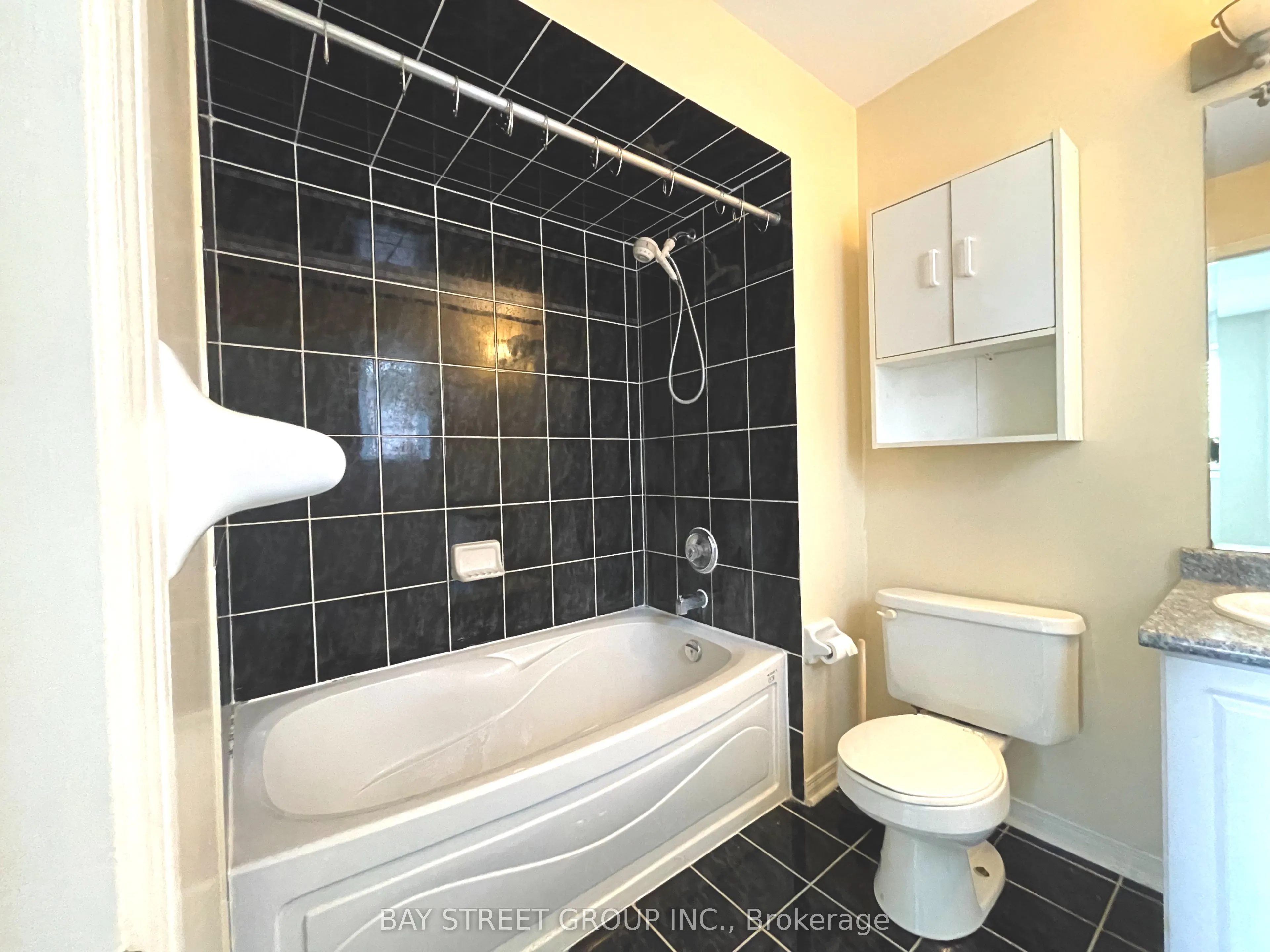 2136 Golden Orchard Trail