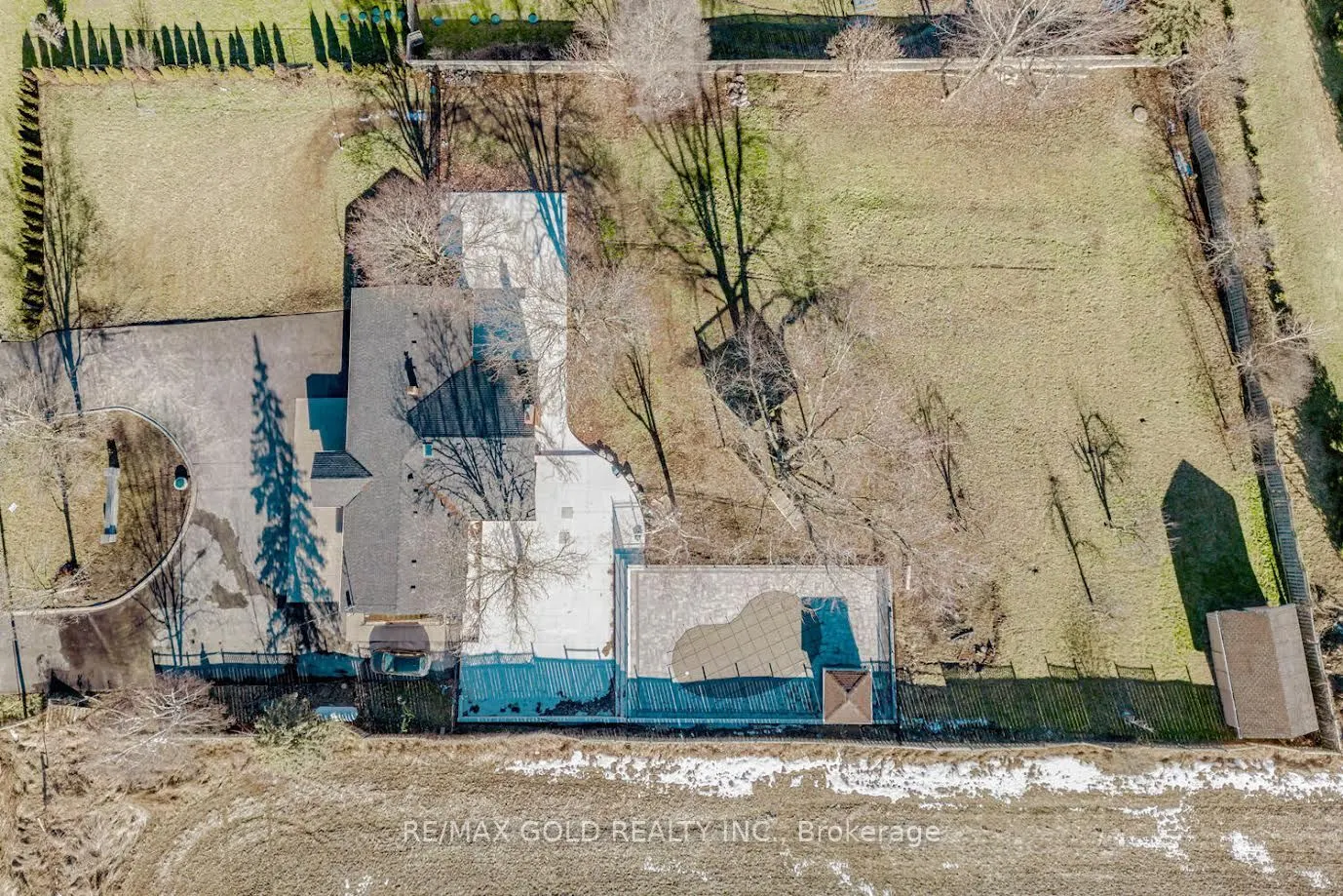 11820 5 Side Road