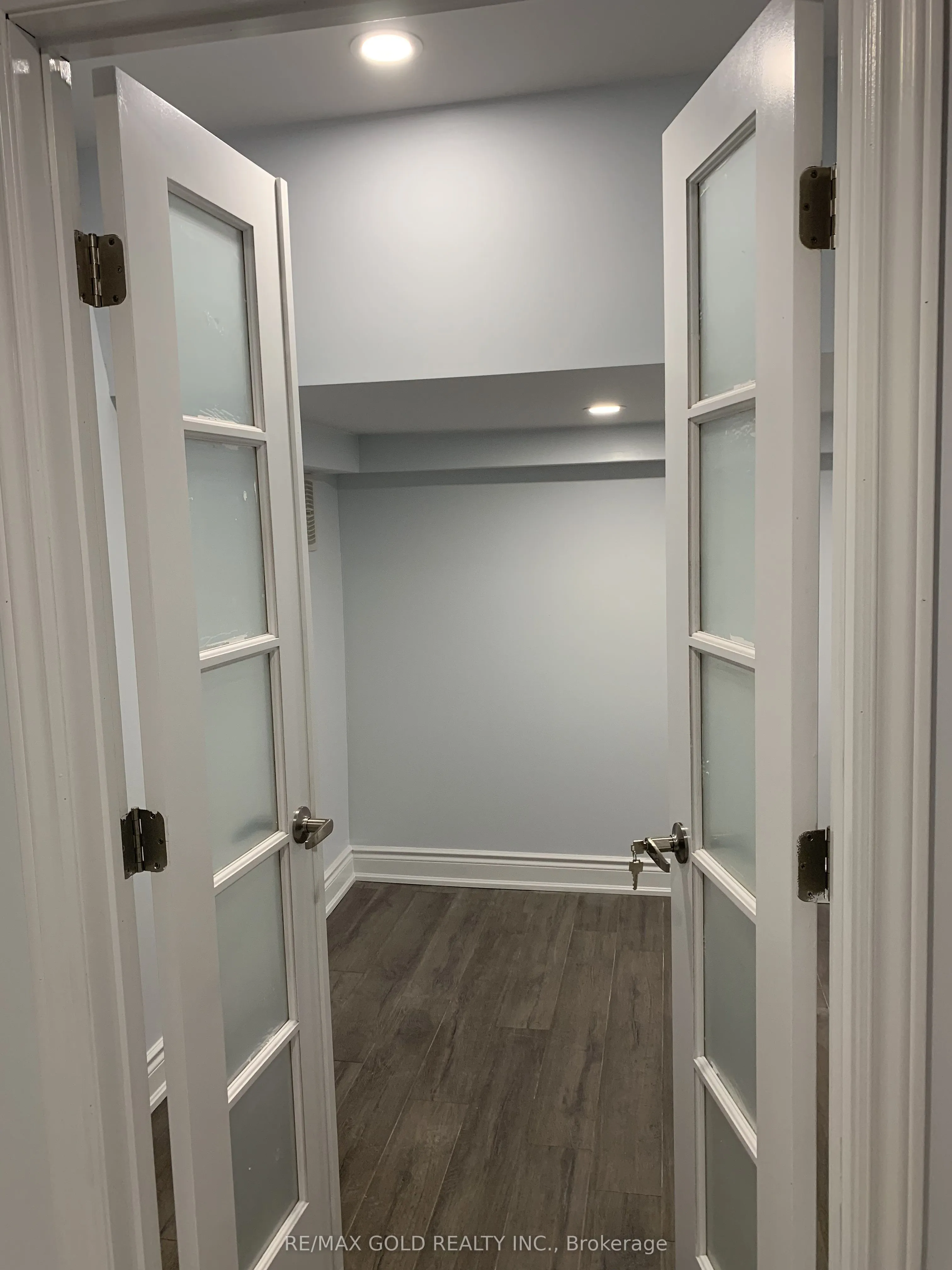 9 Dopp Crescent