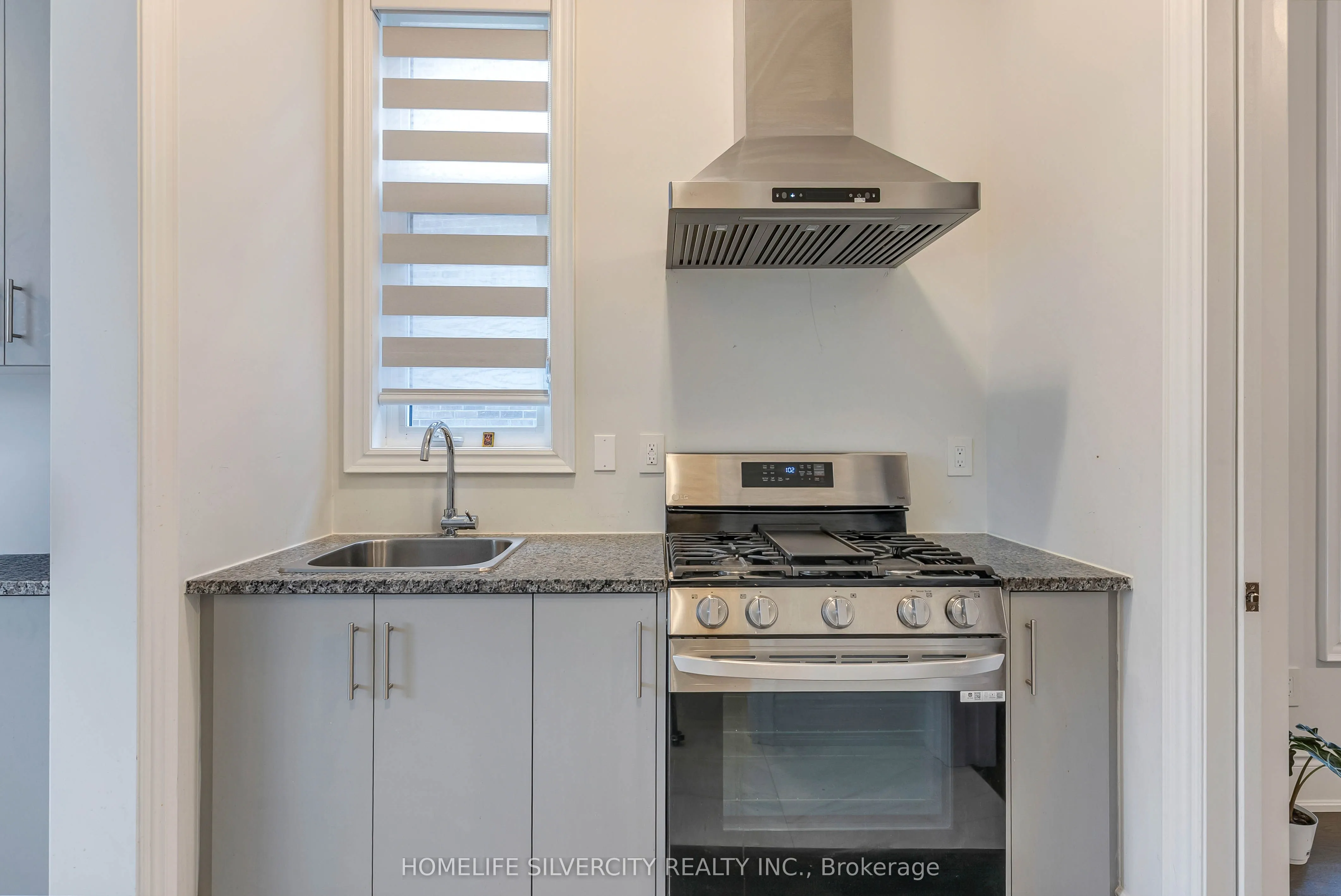 71 Raspberry Rdg Avenue