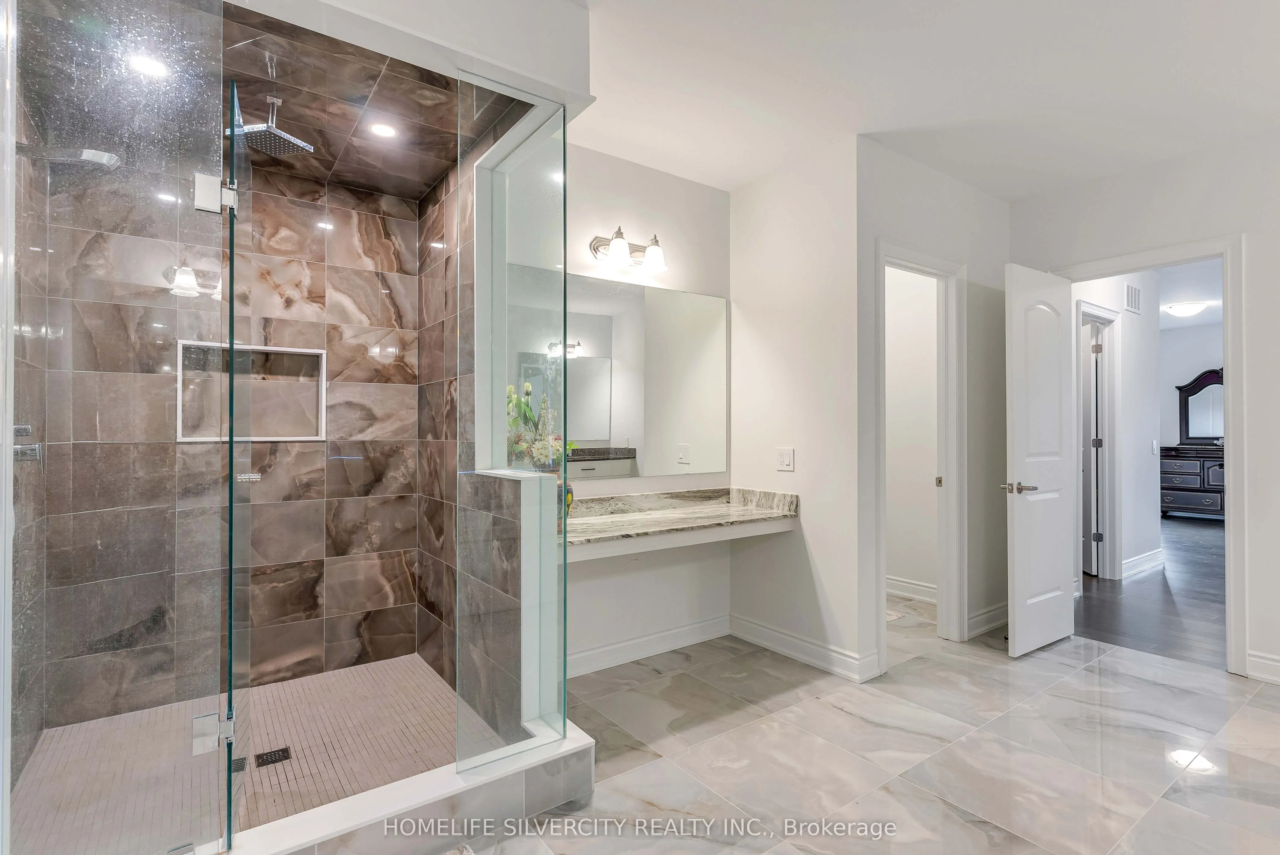 71 Raspberry Rdg Avenue