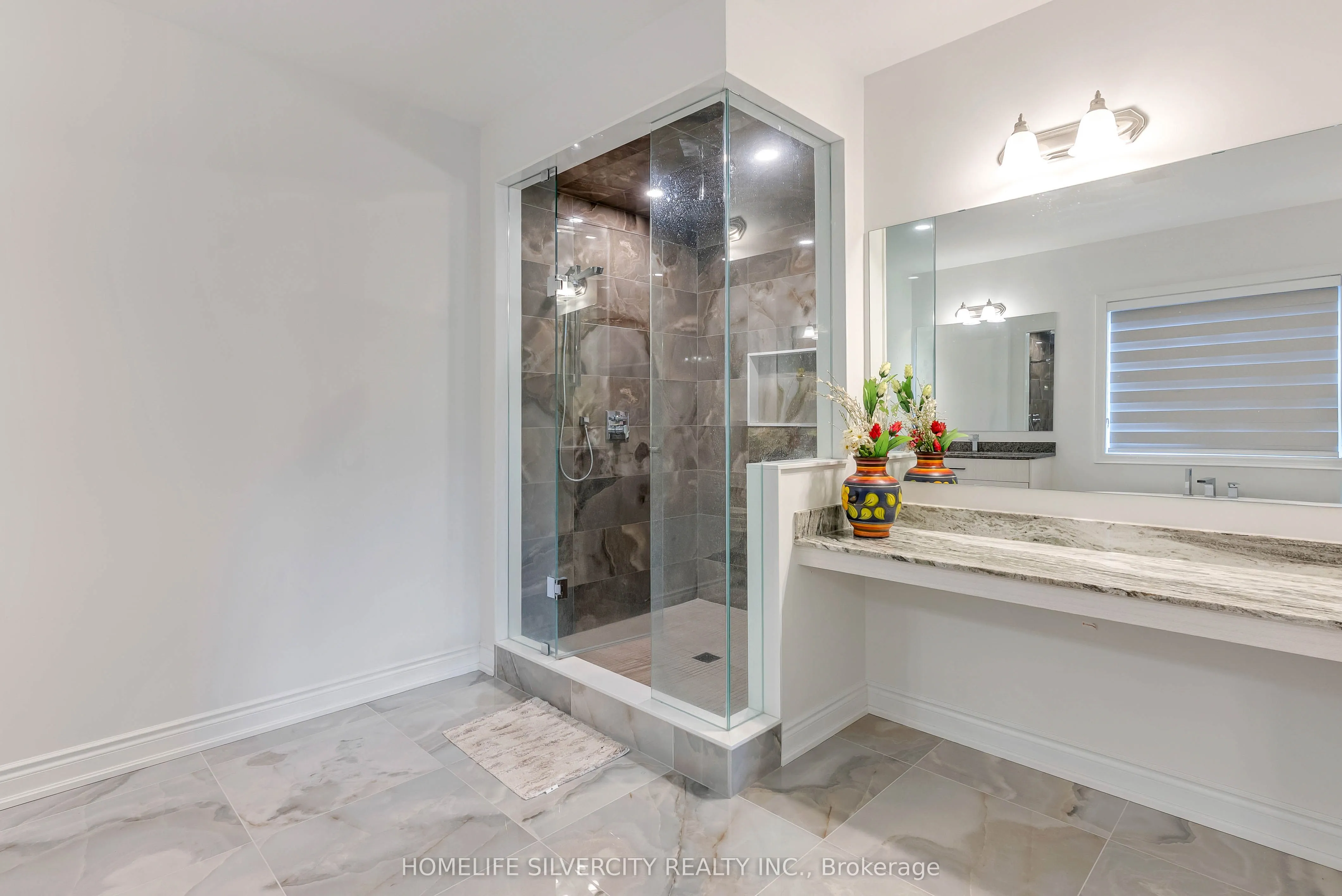 71 Raspberry Rdg Avenue
