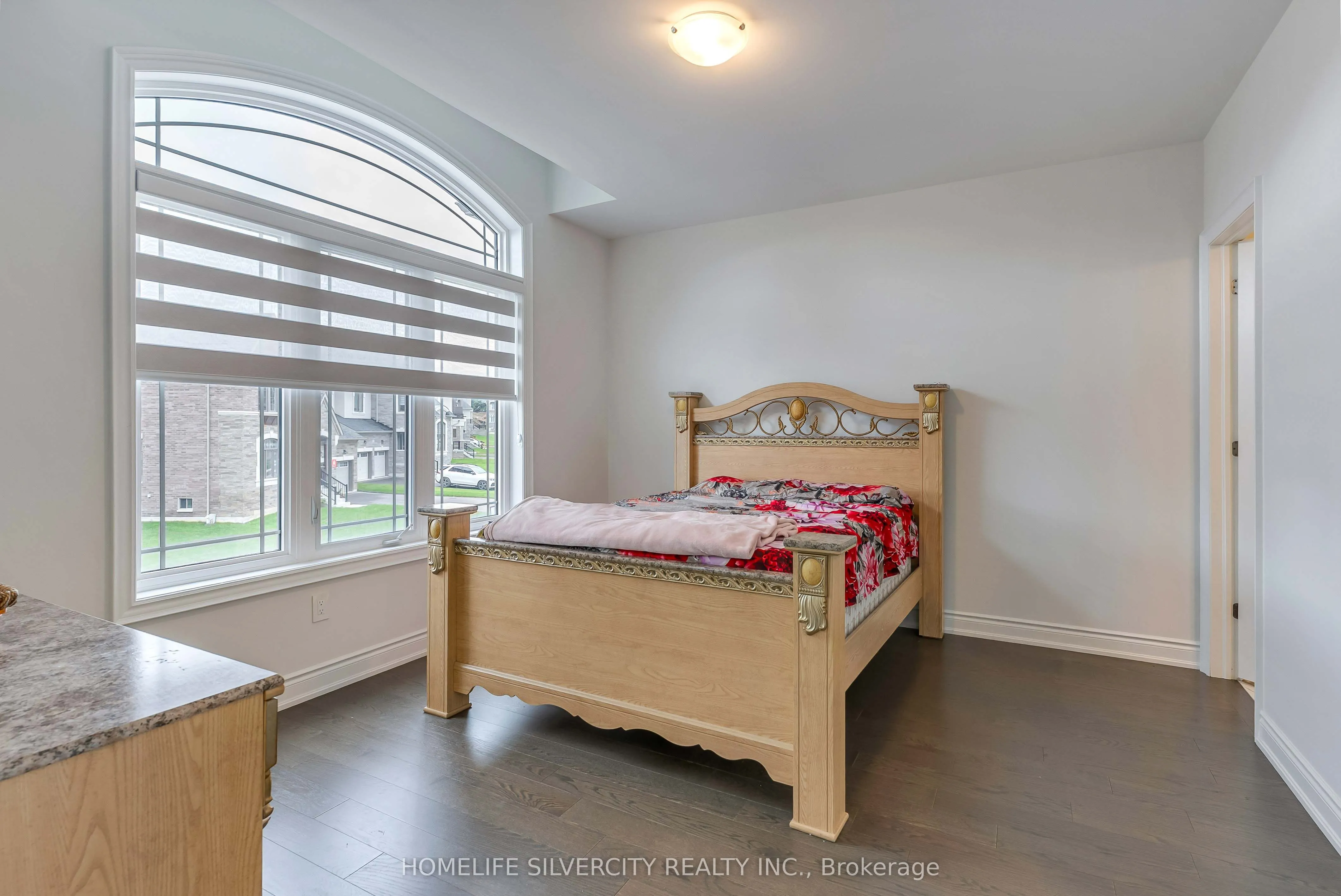 71 Raspberry Rdg Avenue