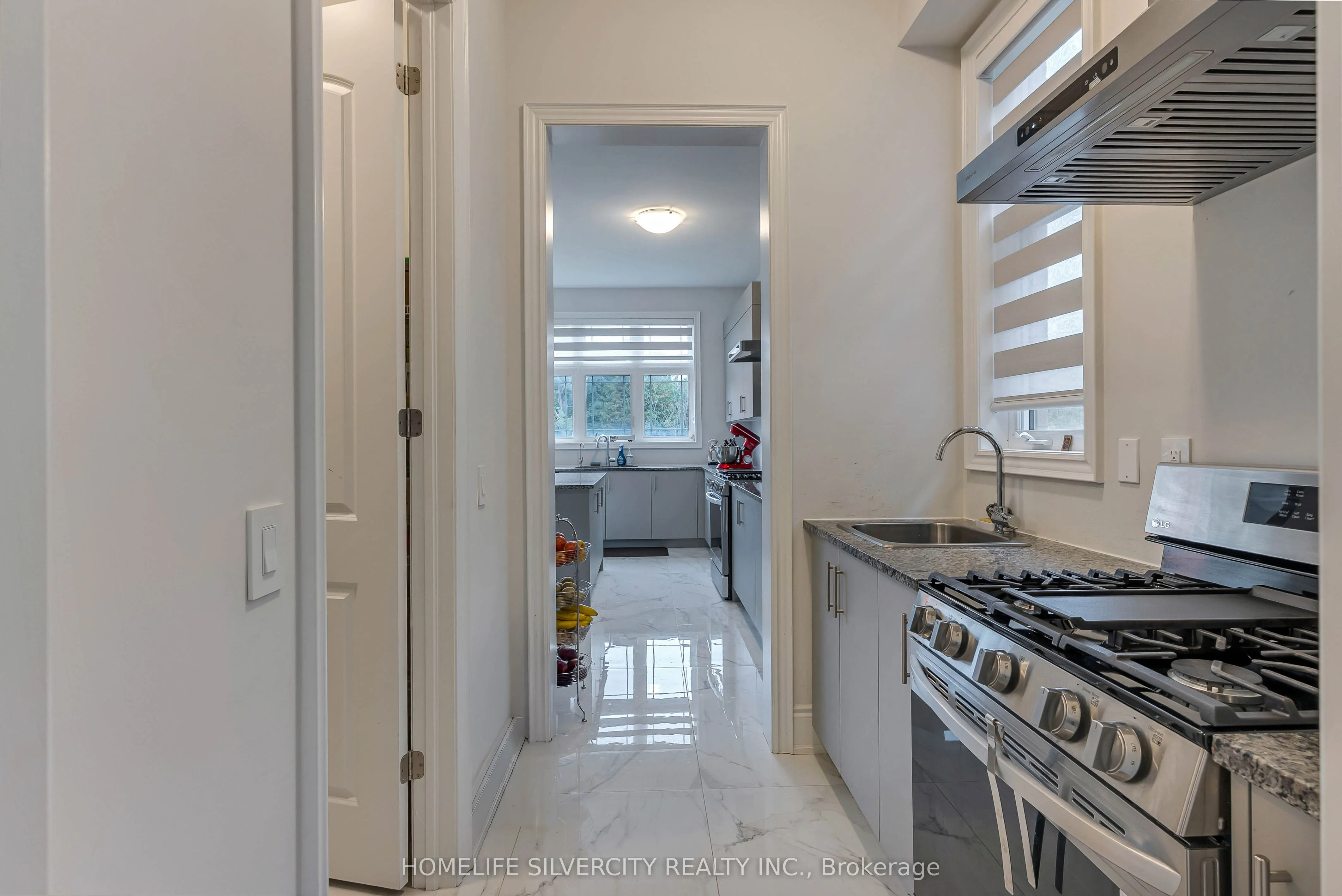 71 Raspberry Rdg Avenue