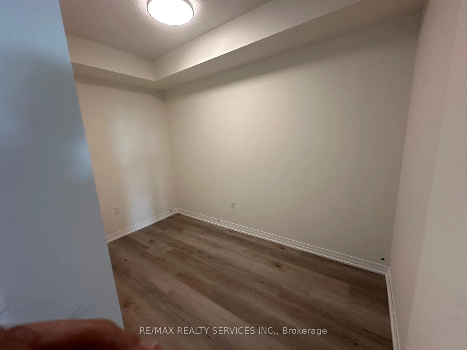 15 Watergarden Drive, #3105