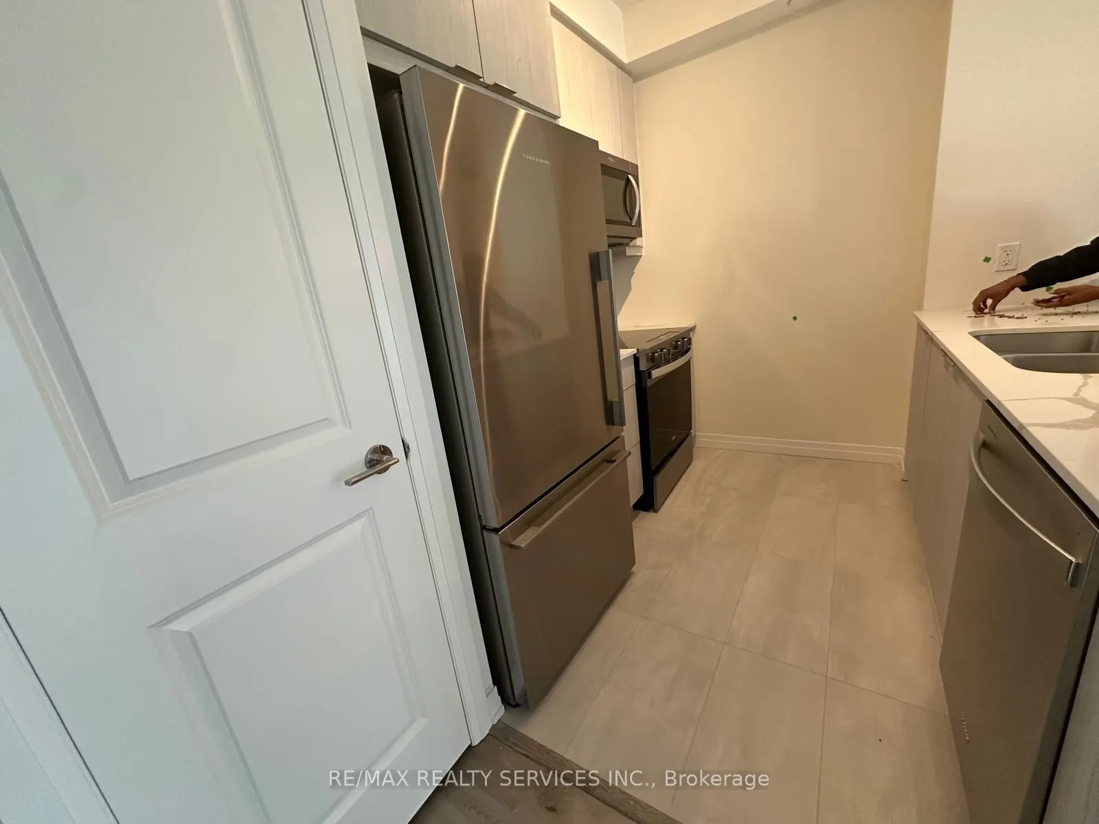 15 Watergarden Drive, #3105
