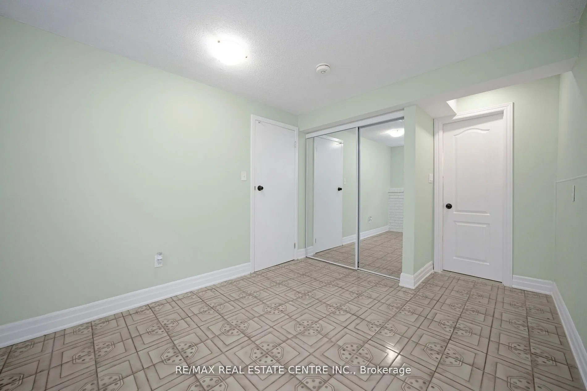 35 Madison Street, #Basement