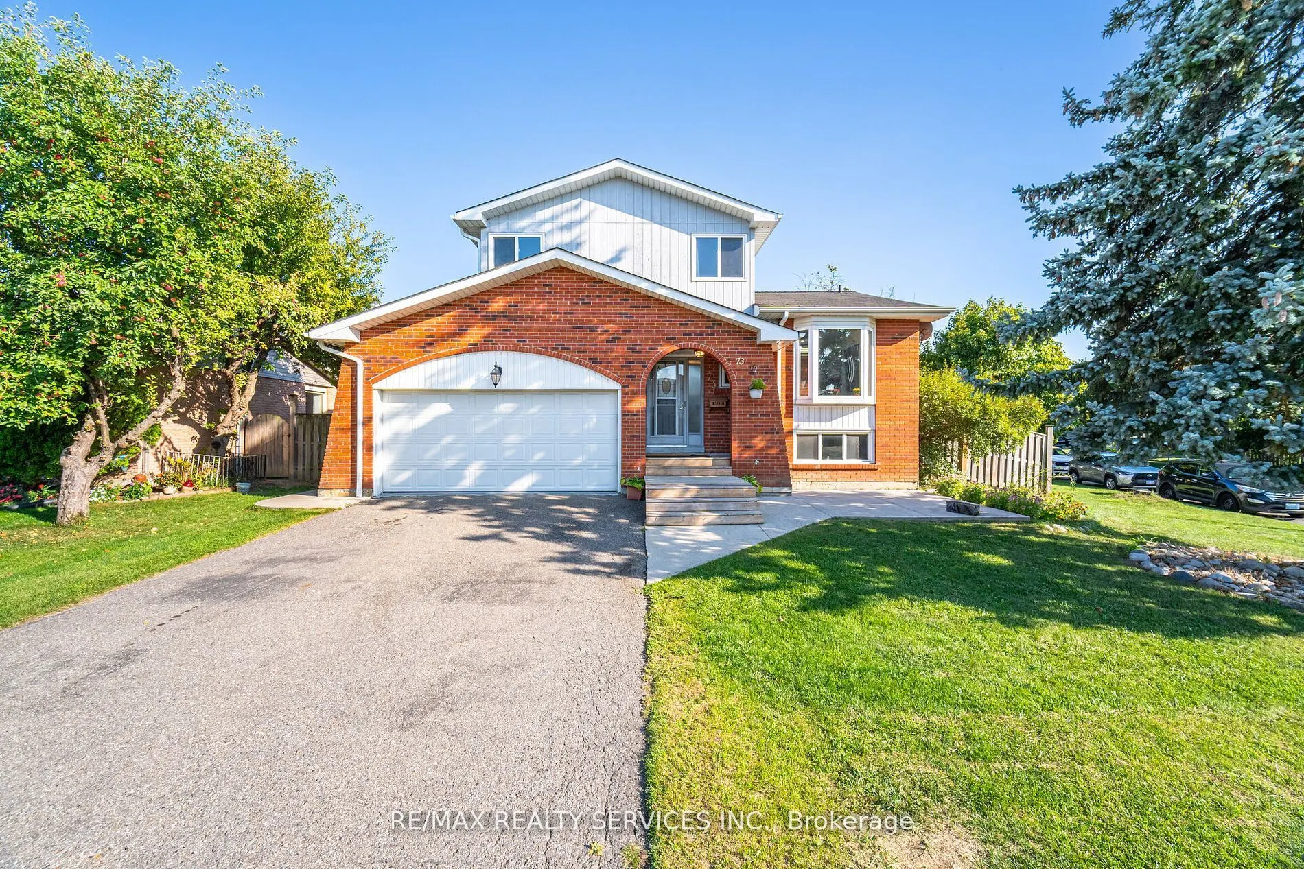 73 Blackthorn Lane