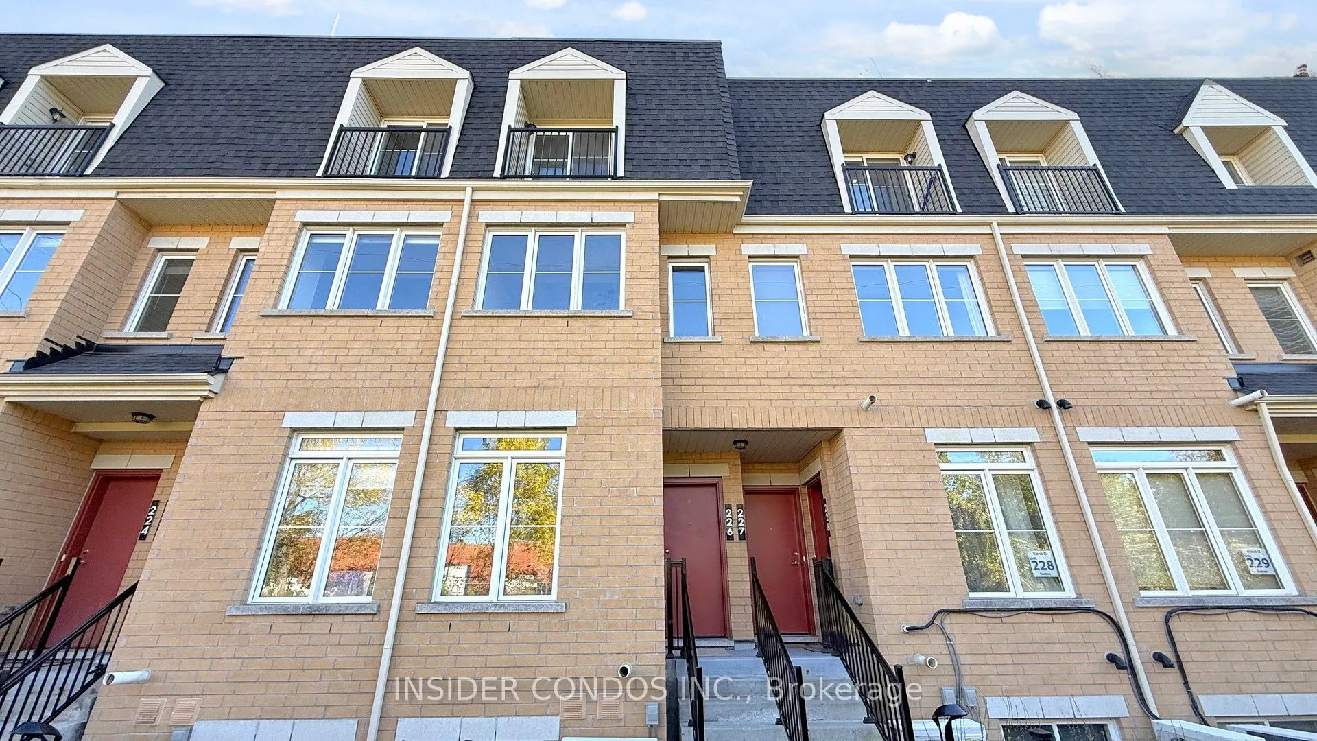 380 Hopewell Avenue, #226