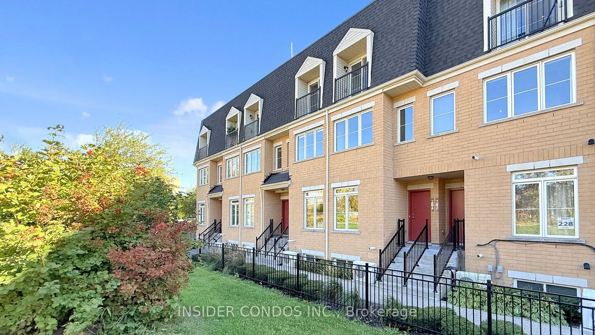 380 Hopewell Avenue, #226