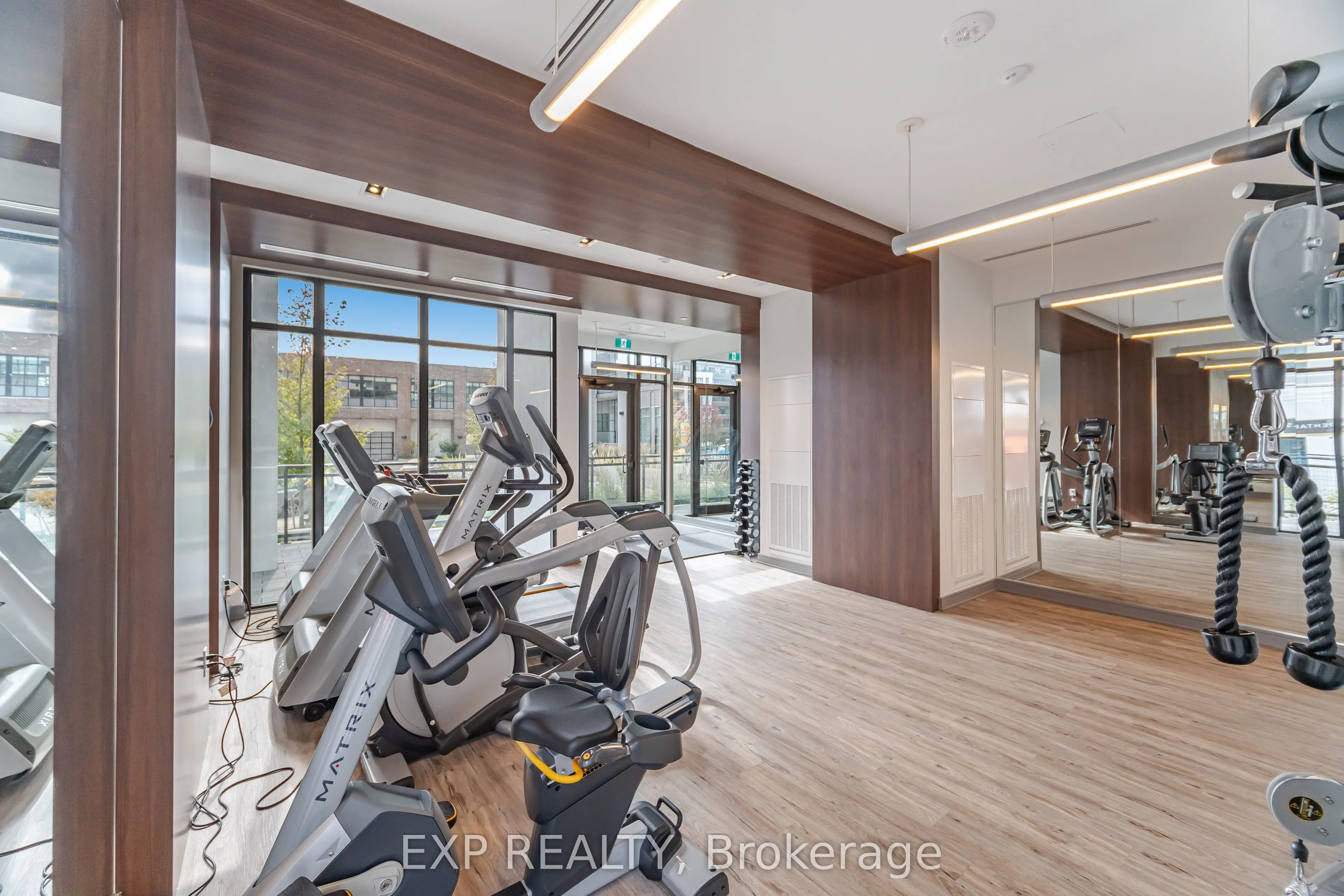25 Neighbourhood Lane, #812