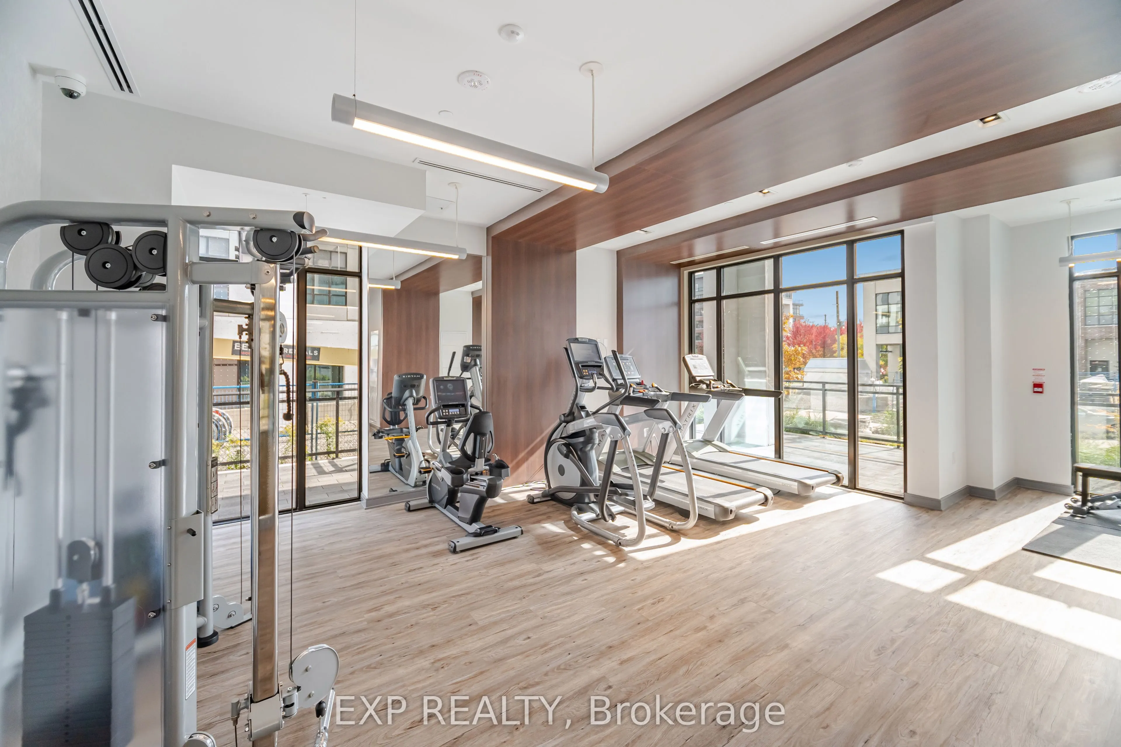 25 Neighbourhood Lane, #812