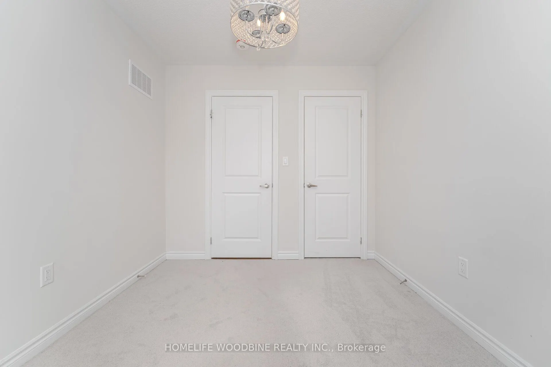 15 Arcola Street