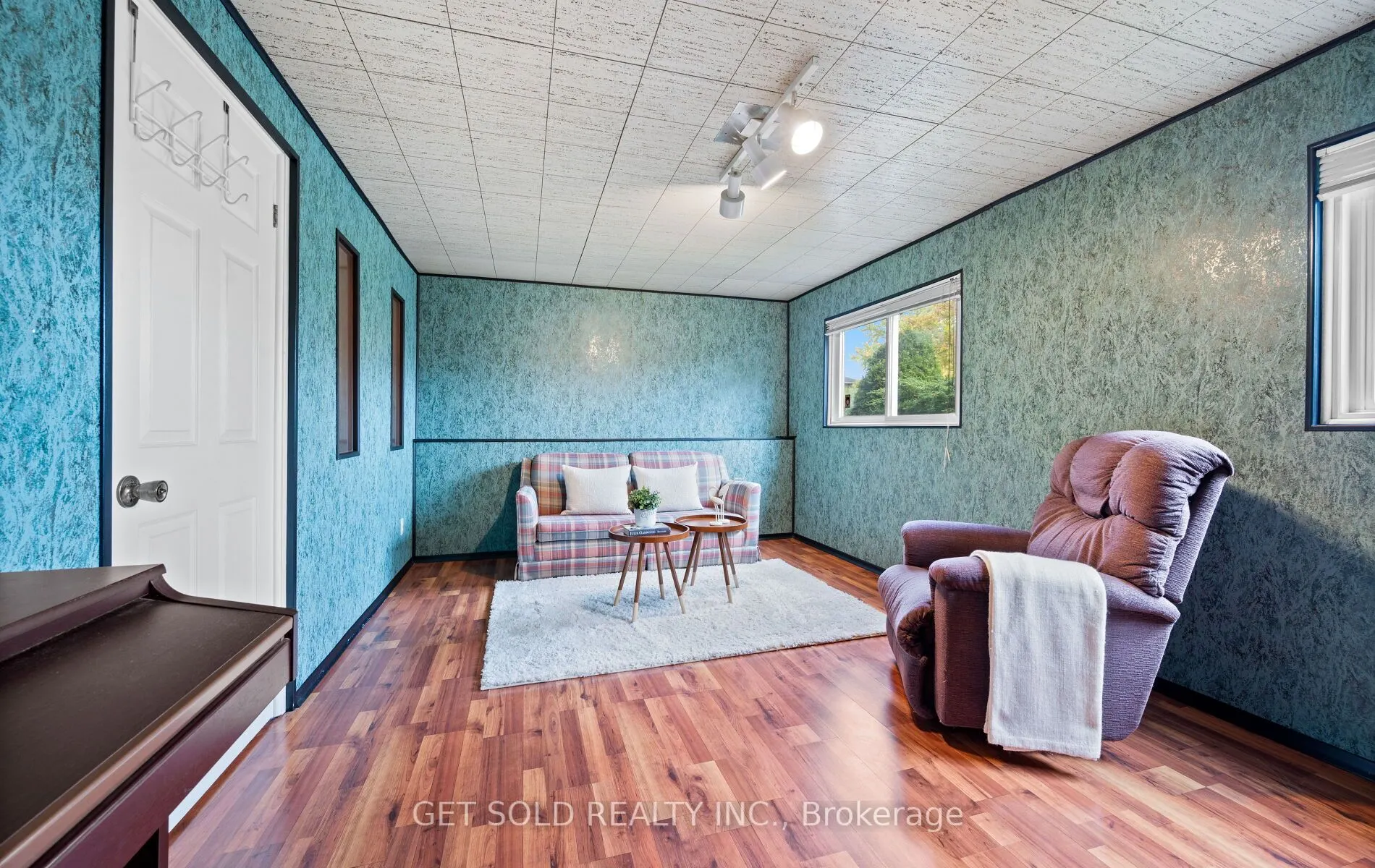 14 Turnvale Road