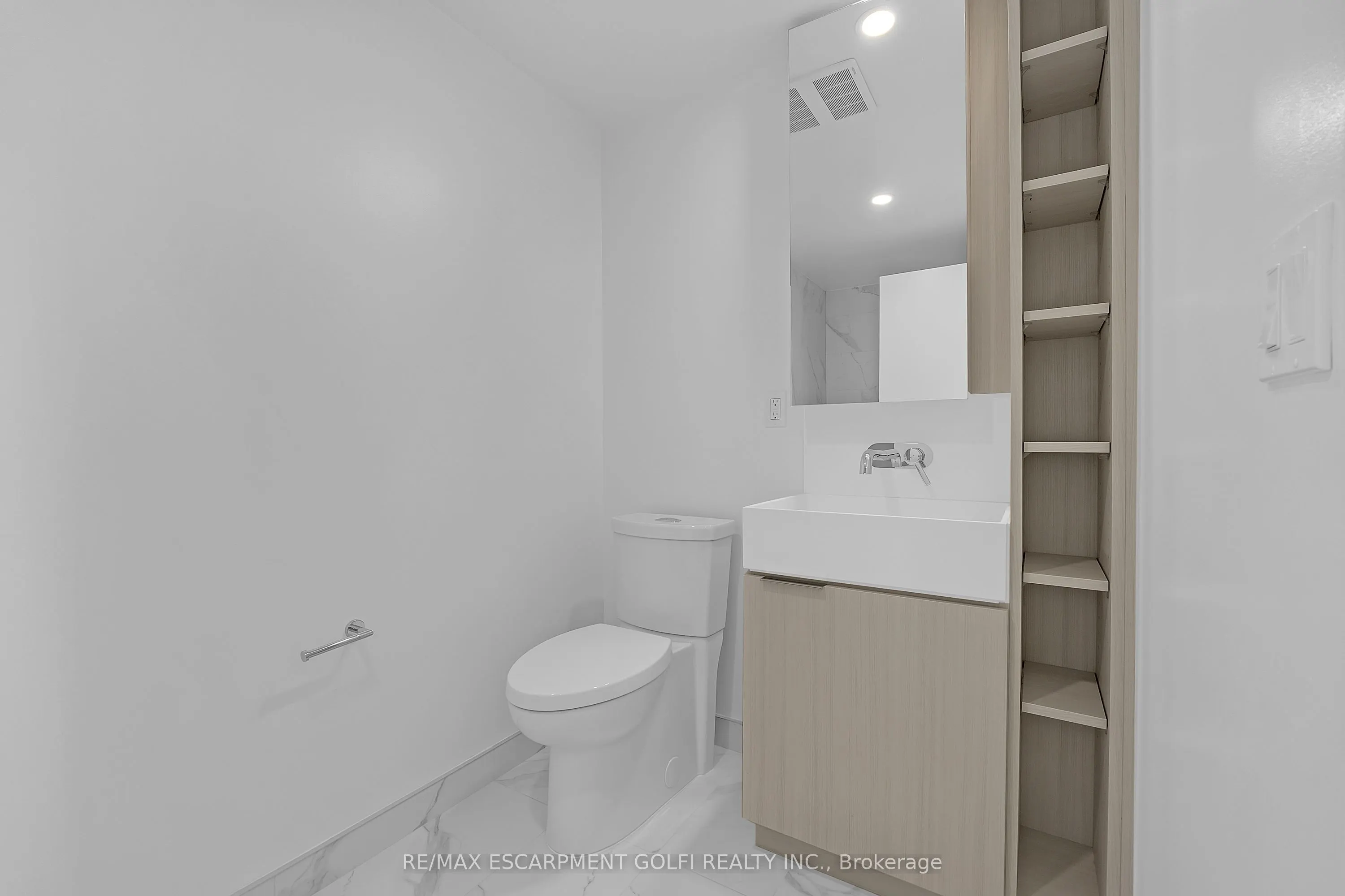 370 MARTHA Street, #1507