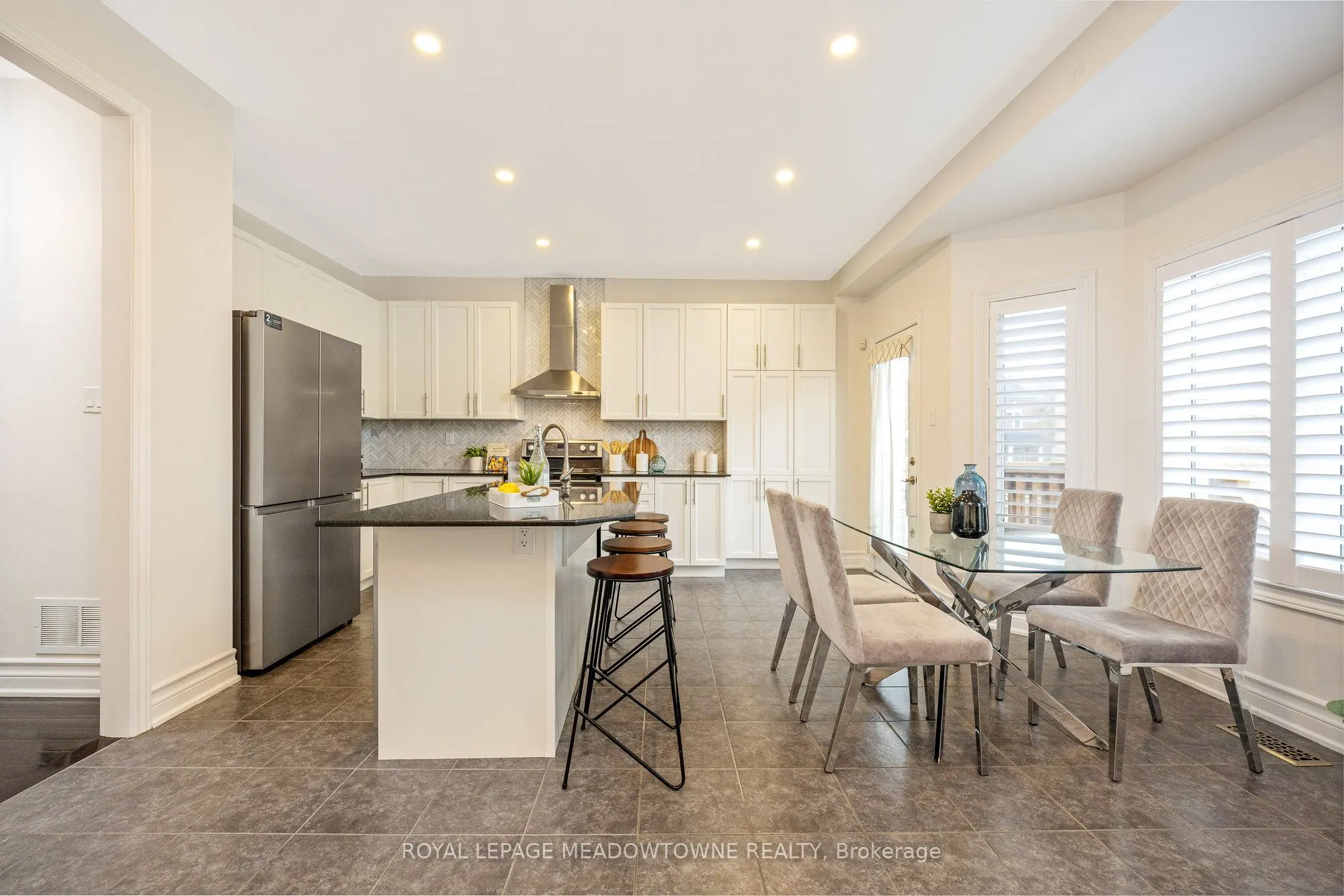 418 Cedar Hedge Road