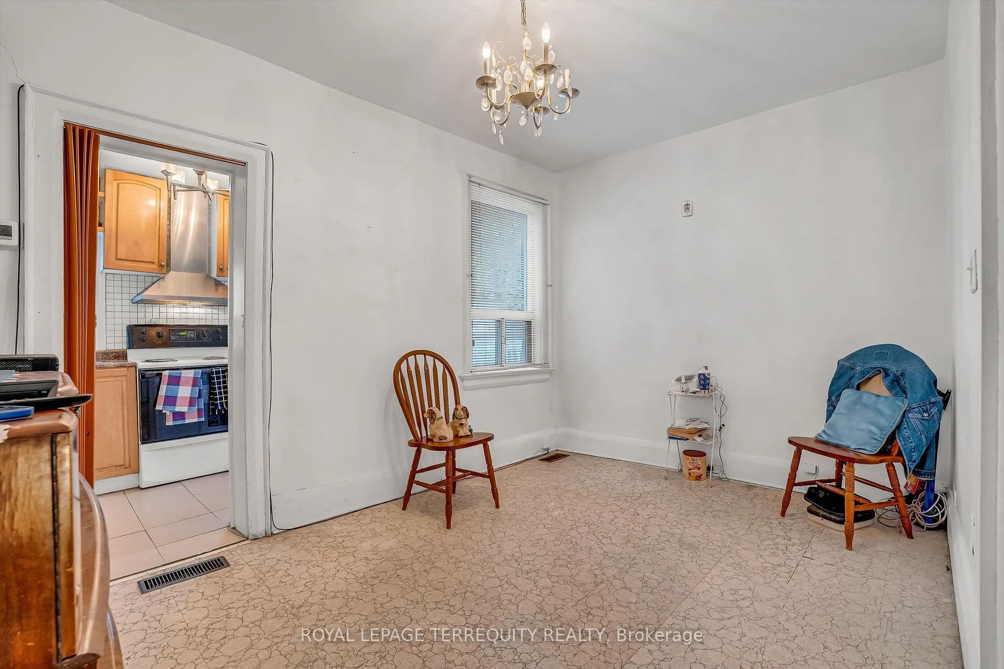 59 Abbott Avenue
