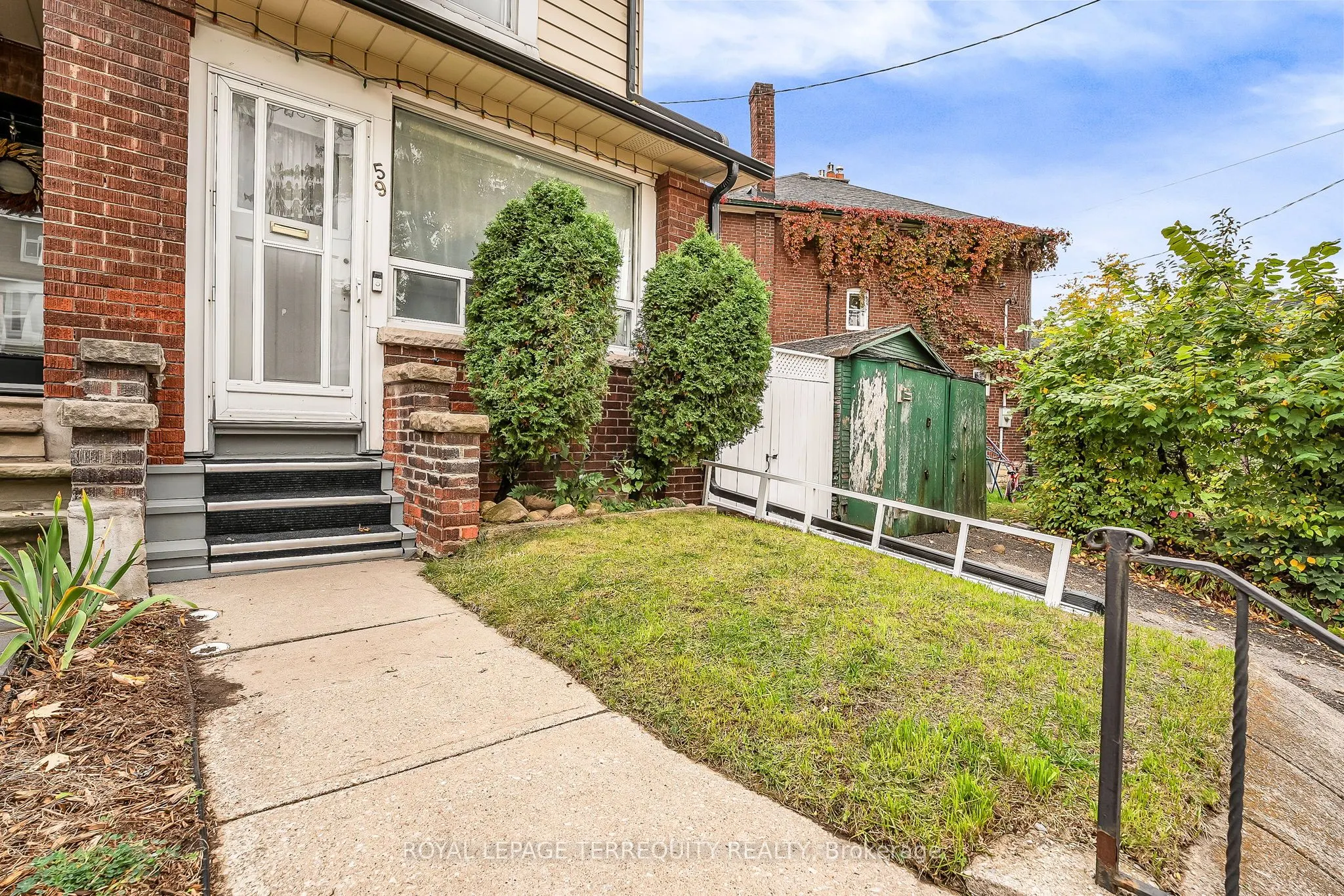 59 Abbott Avenue