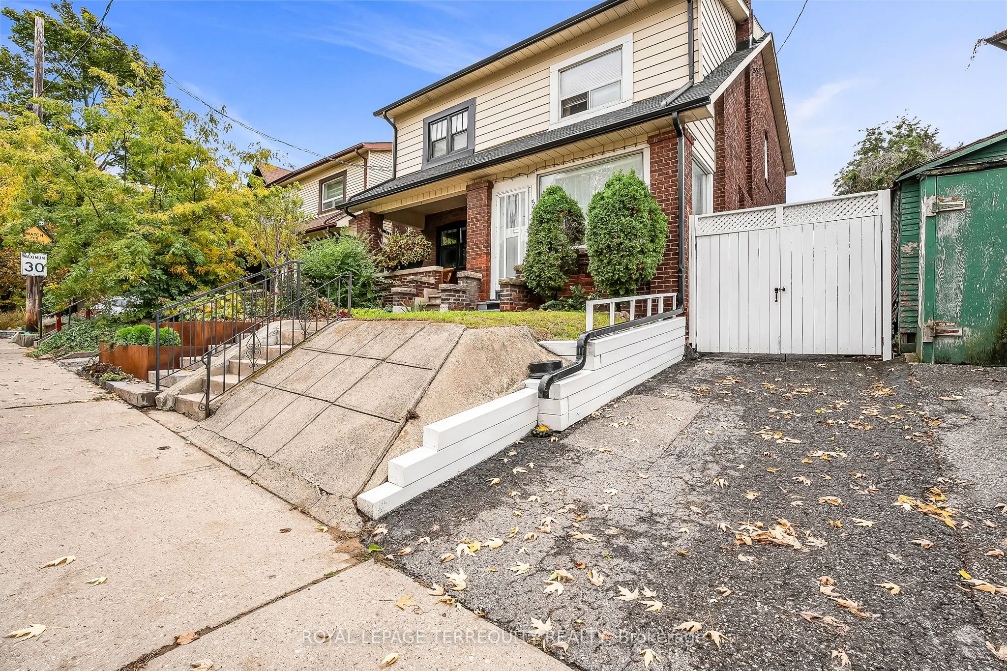 59 Abbott Avenue