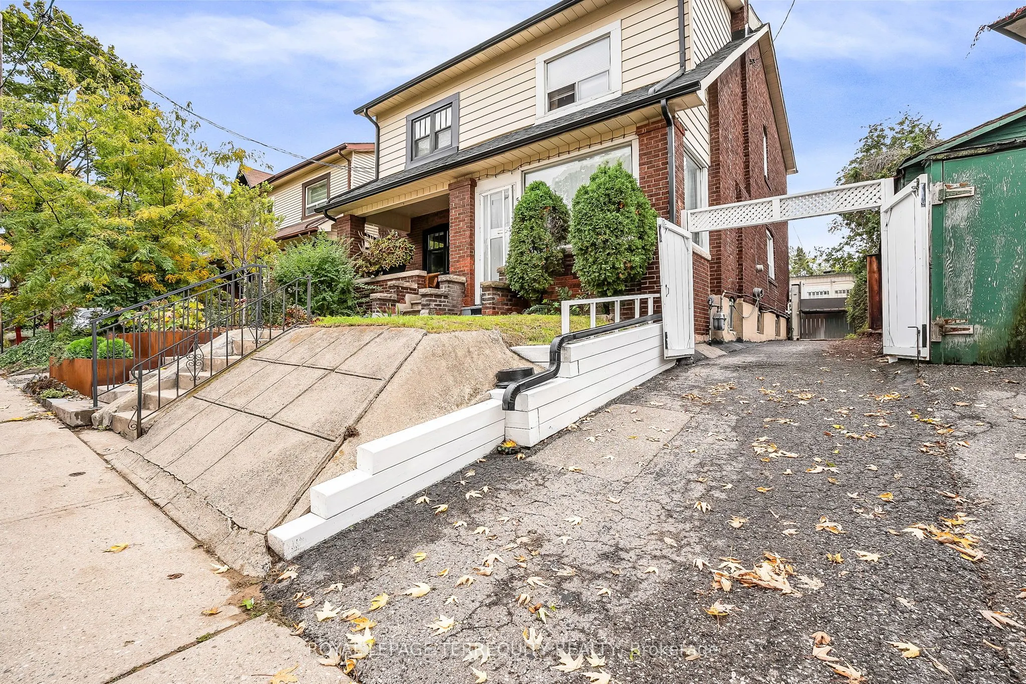 59 Abbott Avenue