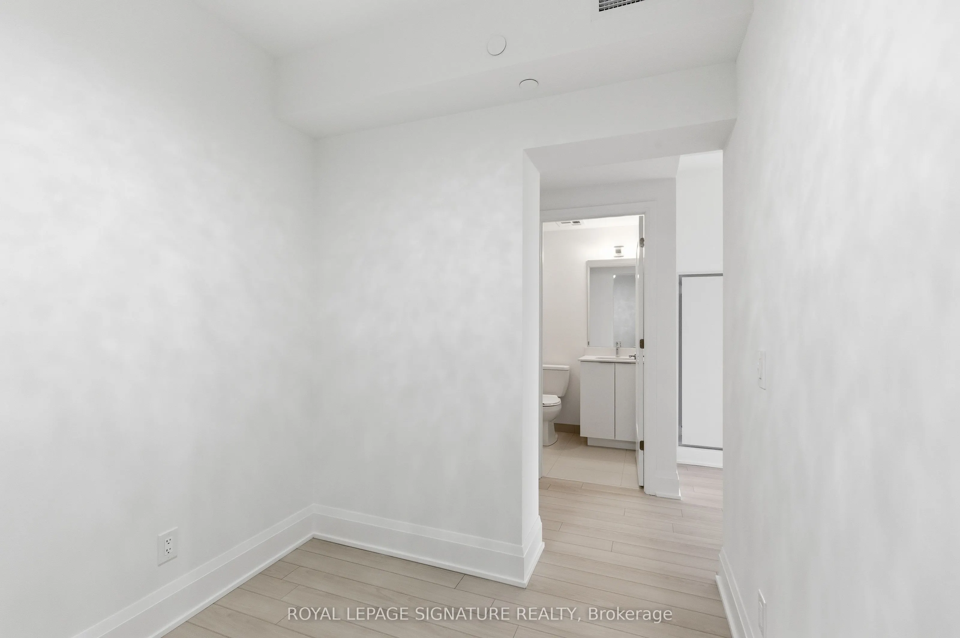 3079 Trafalgar Road, #1009A