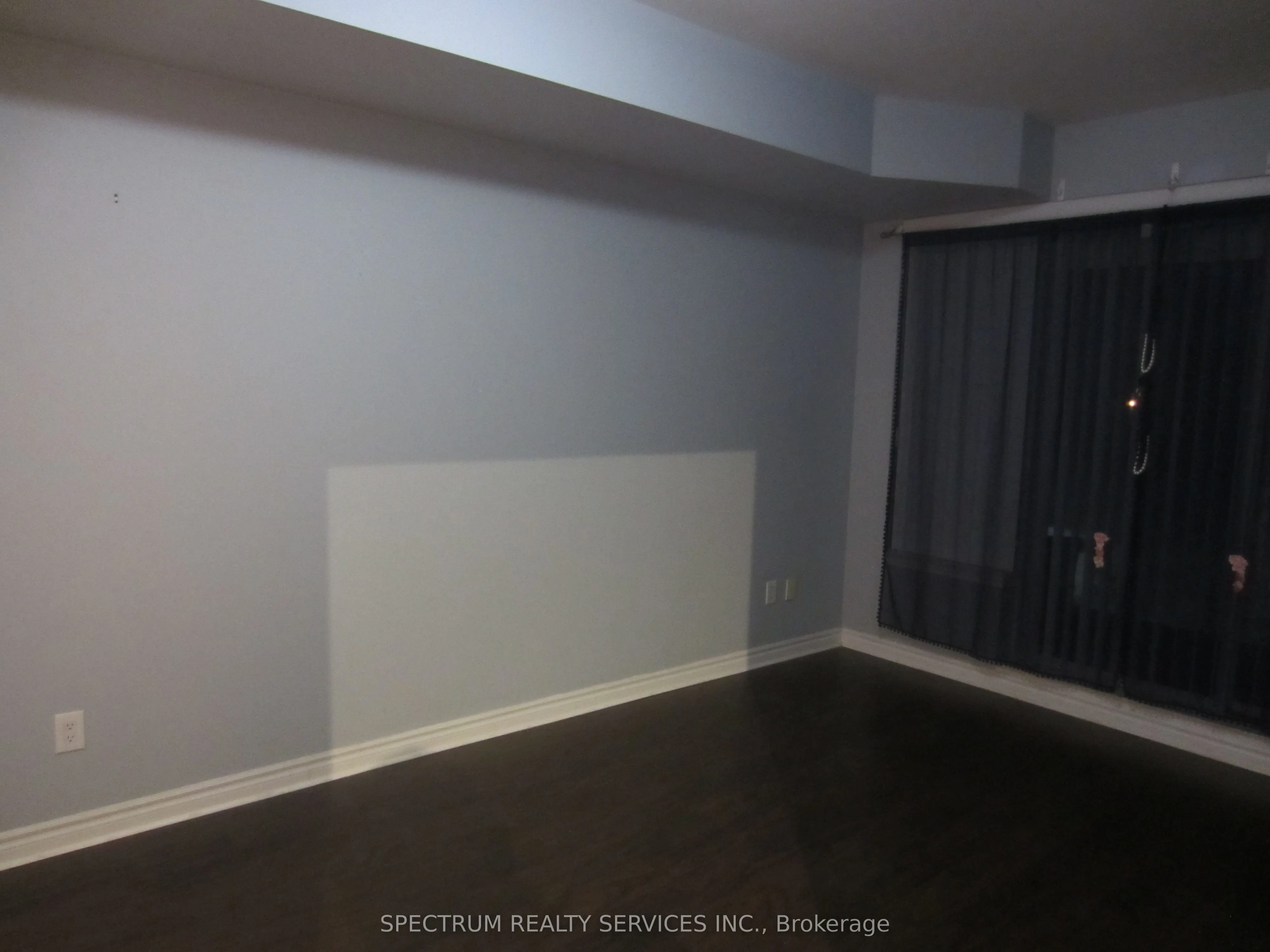 3865 Lake Shore Boulevard, #319