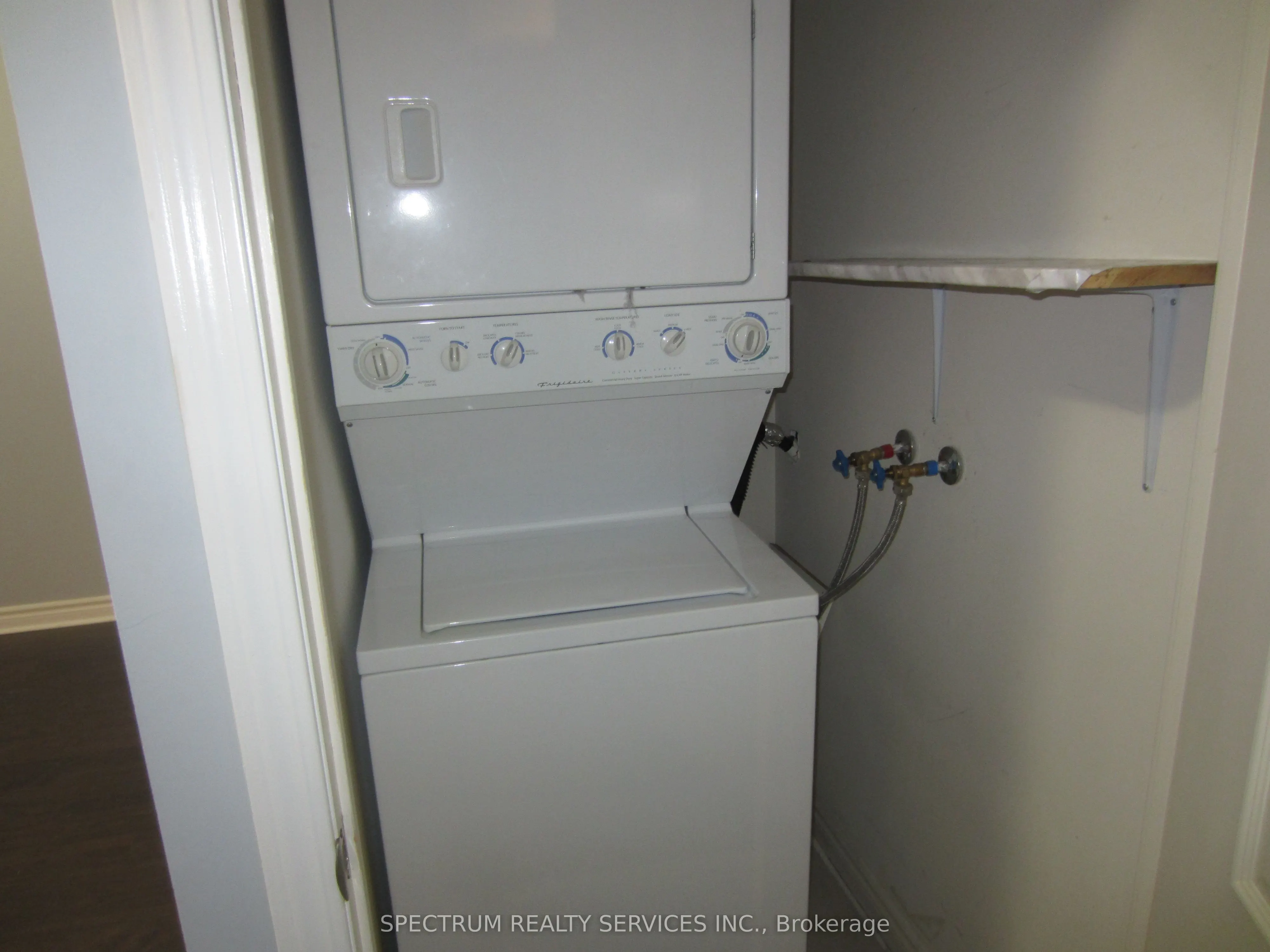 3865 Lake Shore Boulevard, #319